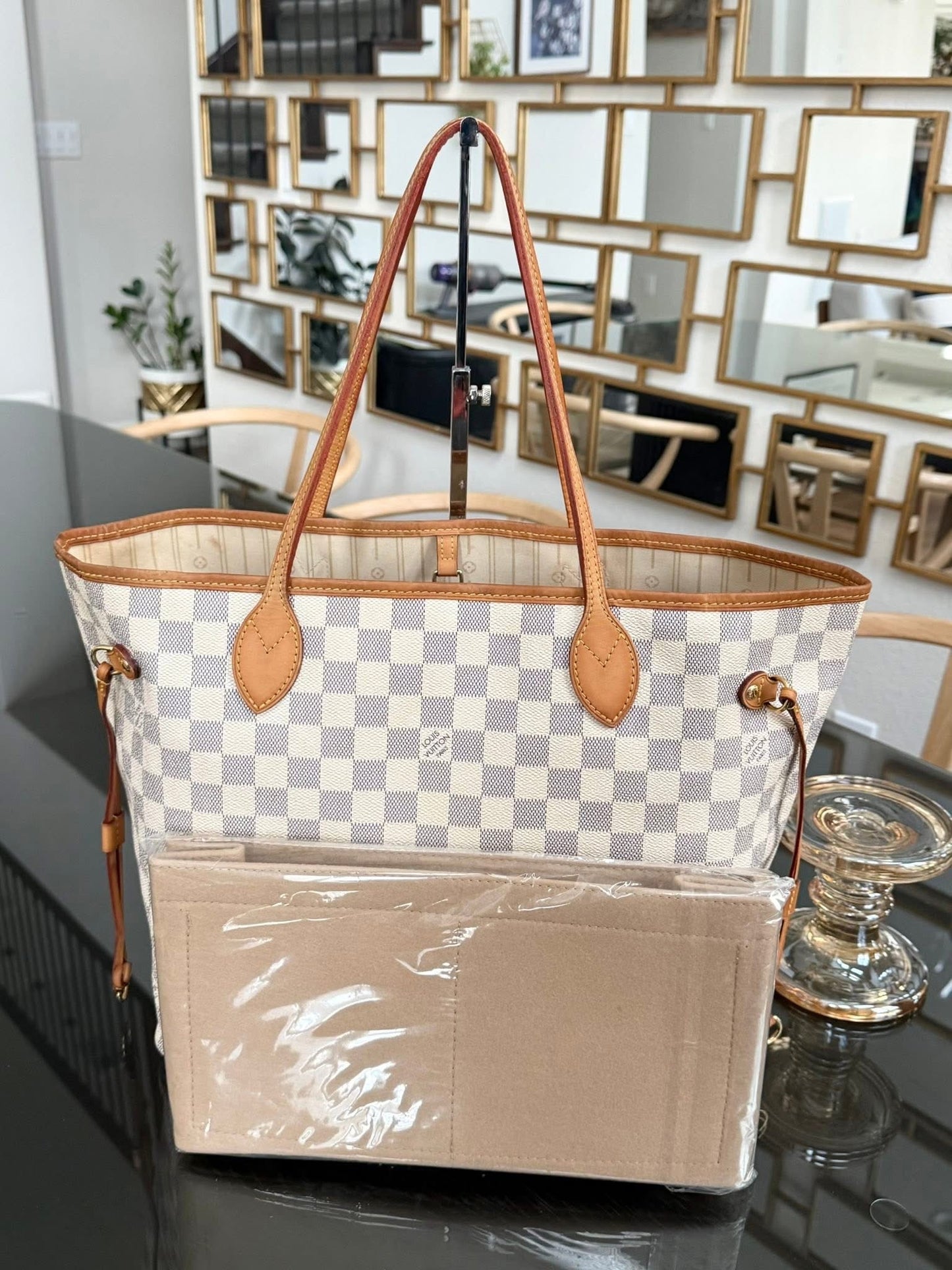 Neverfull MM Azur with Insert Organizer 📅 Year: 2011