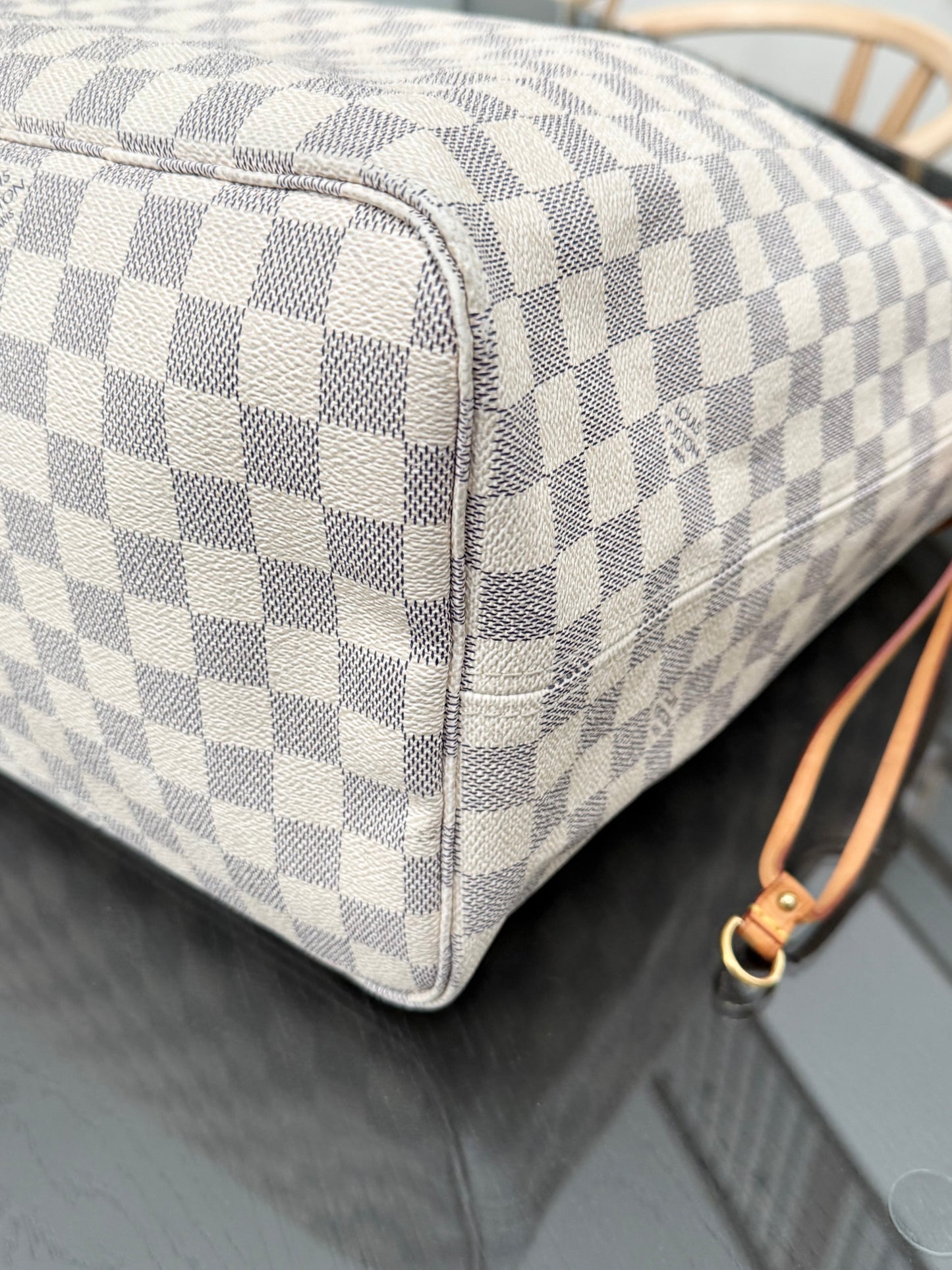 Neverfull GM in Azur with Dustbag Insert Organizer 🗓️ Year: 2011