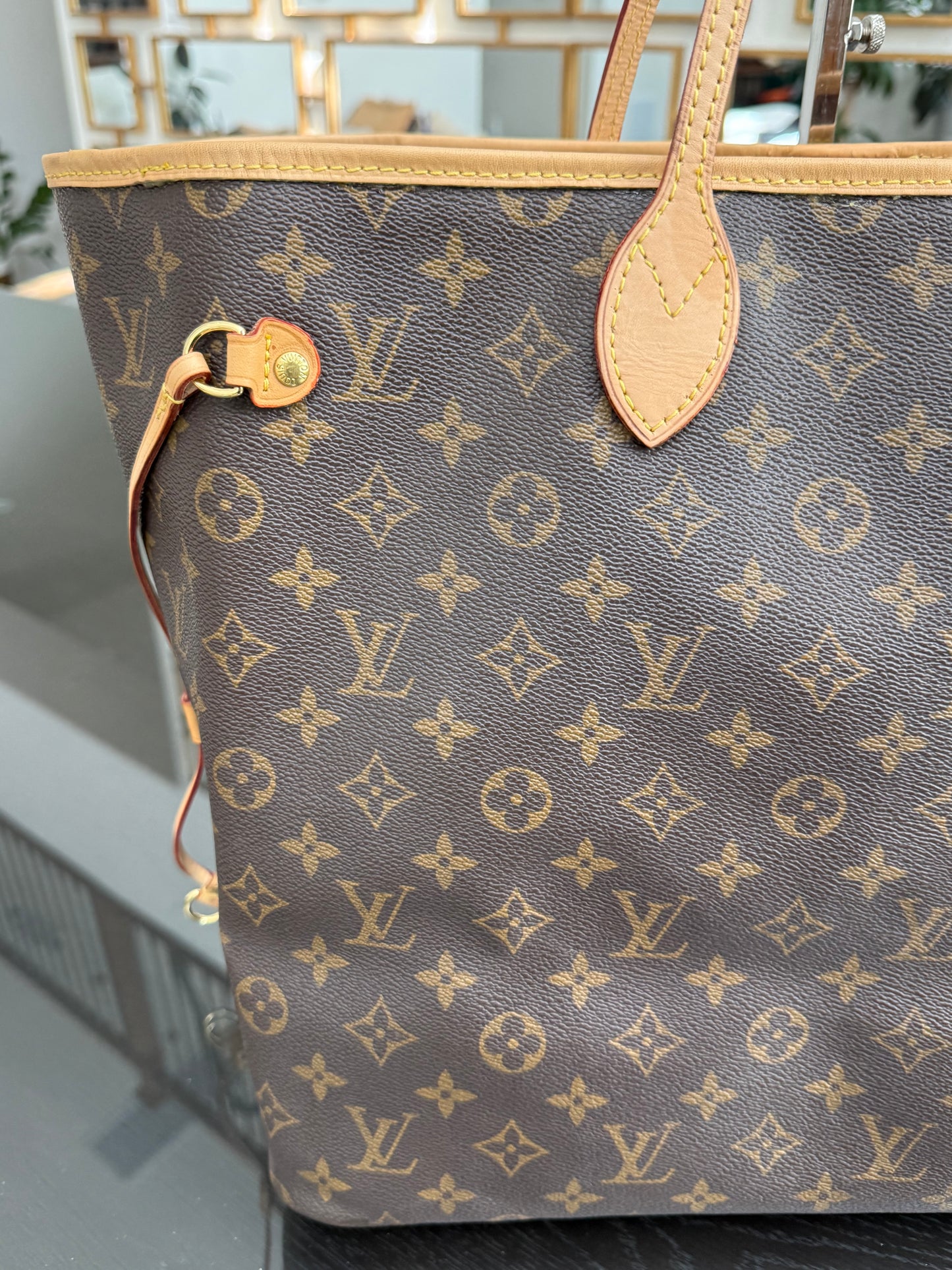 Neverfull GM with Dustbag -🗓️ Year: 2009