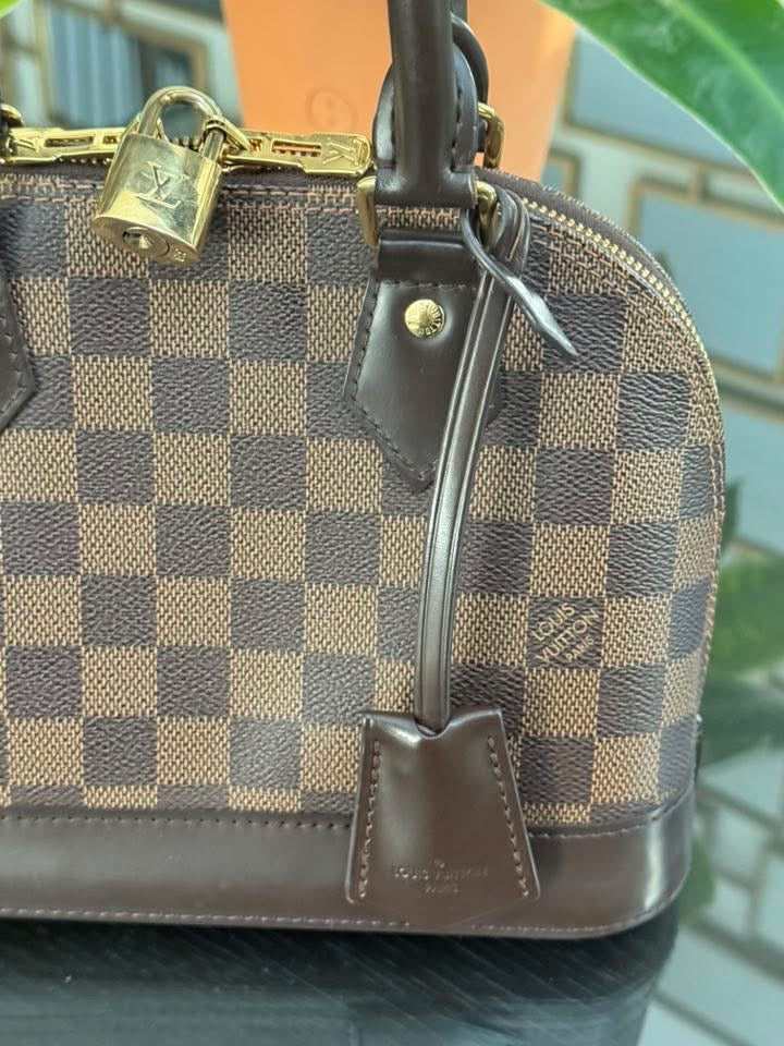 Alma BB in DE with Clochette, Lock 🔐 key, Original Strap, Box Dustbag and Paper bag 🗓️ Year: 2020