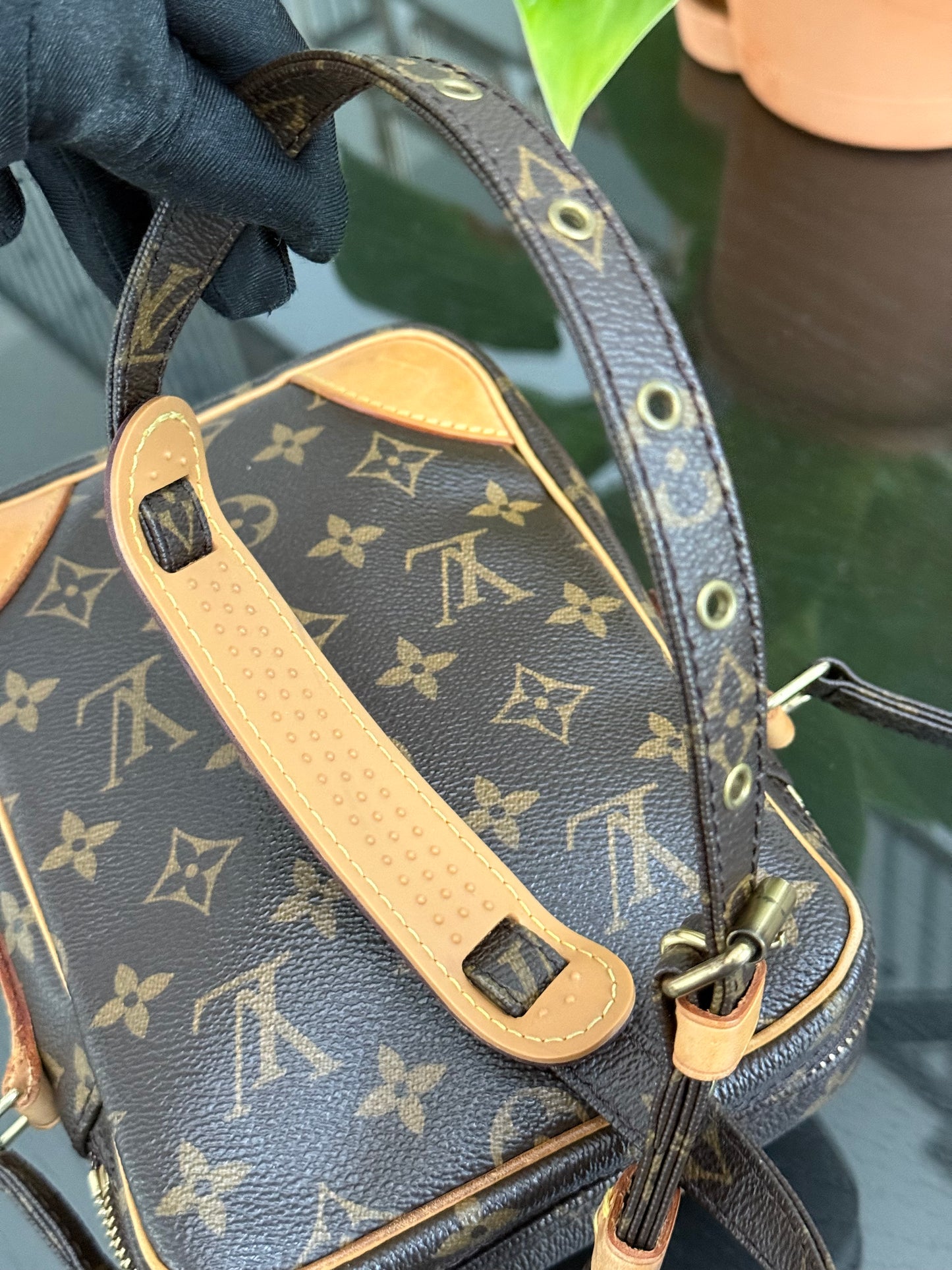 Amazon Crossbody Bag -Year: 2007