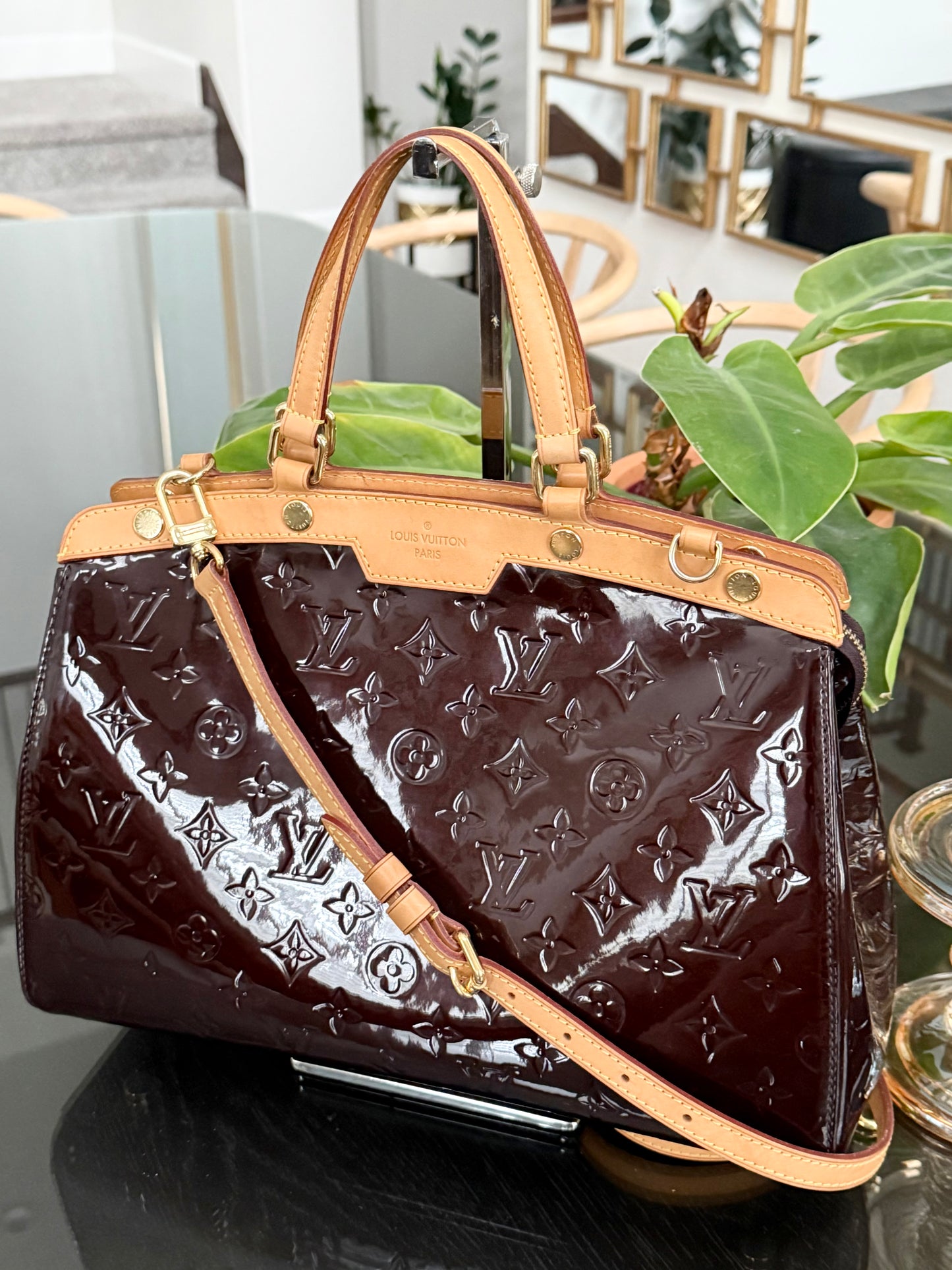 Vernis Brea MM Amarante with Original Strap , Dustbag and Insert Organizer 🗓️ Year: 2013