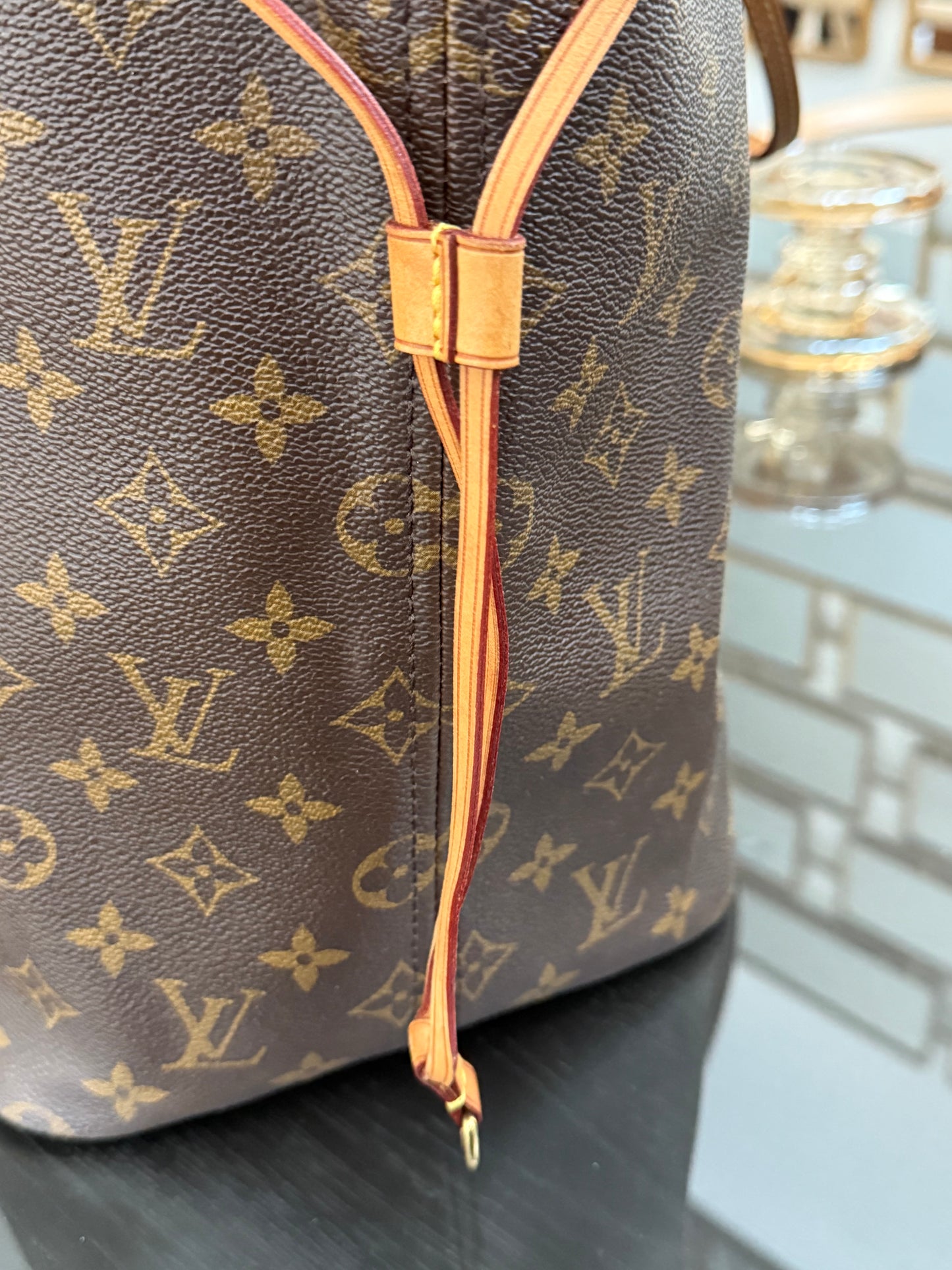 Neverfull GM with Dustbag and Insert Organizer 📅 Year: 2012