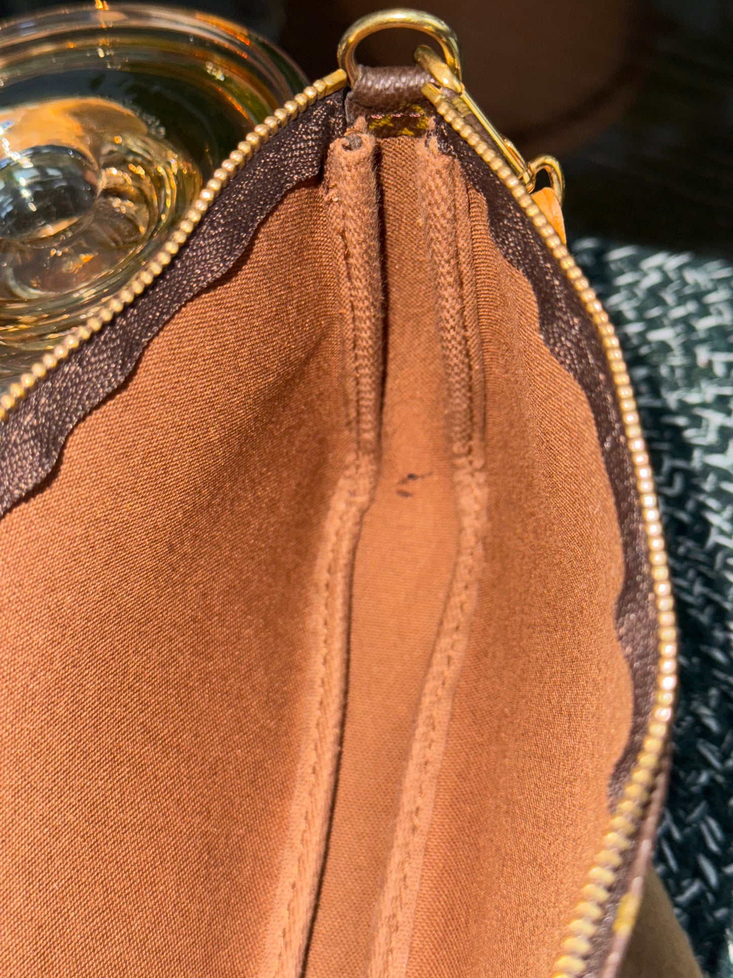 Pochette Accessories with Dustbag -🗓️ Year: 2001