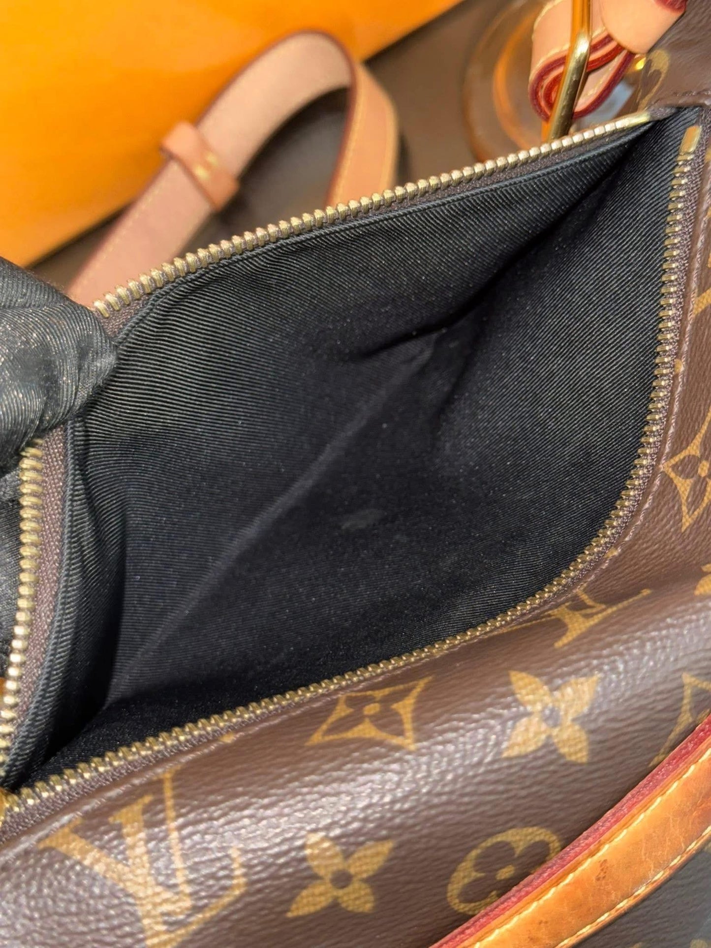 Bumbag Monogram with Dustbag, Box and Paper bag - 🗓️ Year 2020