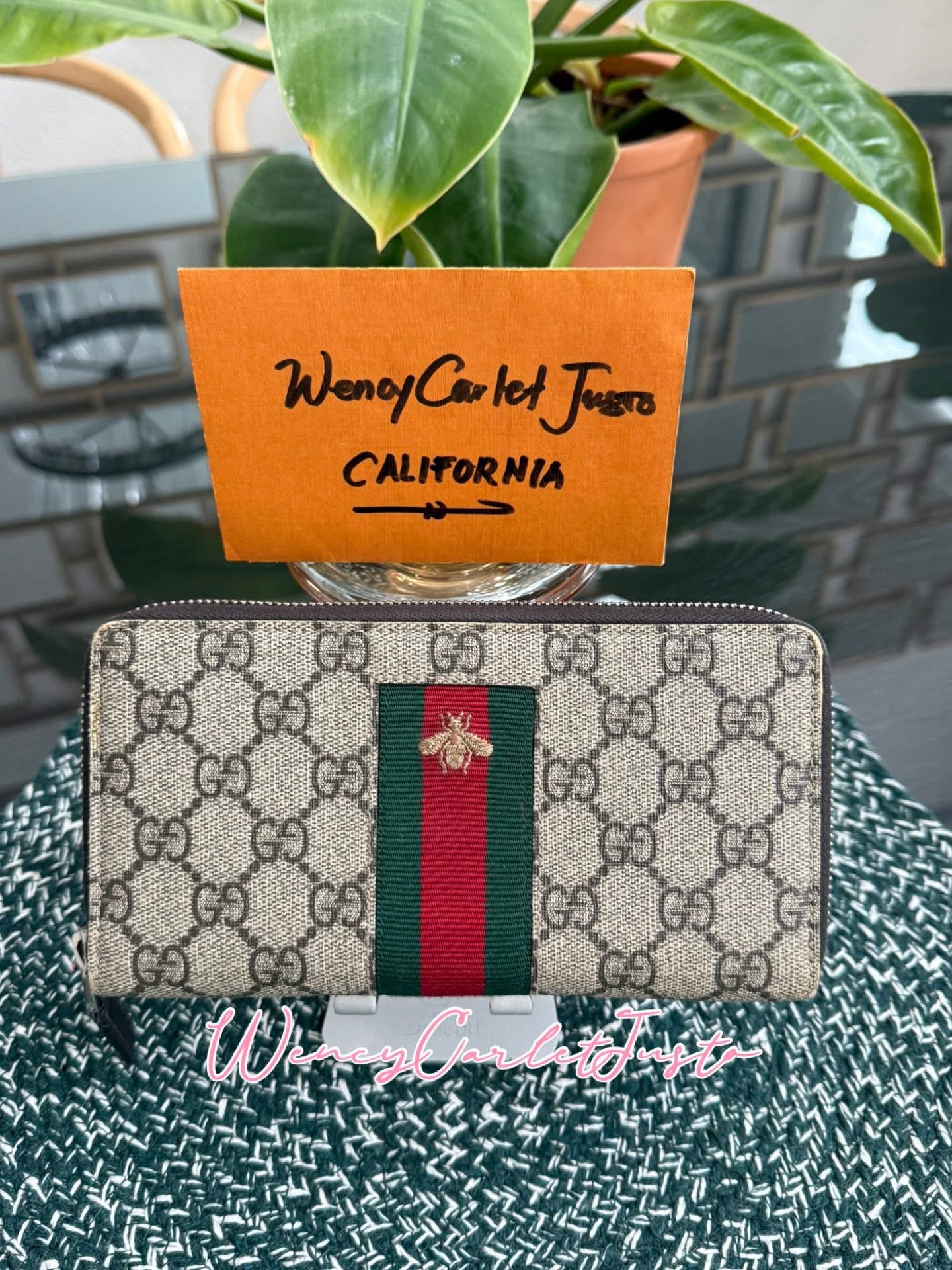 GG Supreme Bee Web Zip Wallet 🗓️