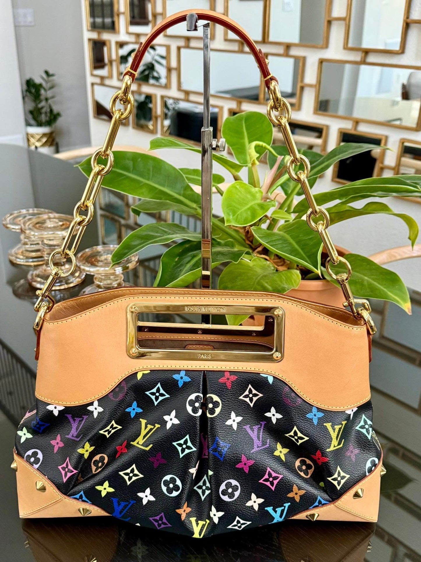 Murakami / Multicolor Noir Judy MM with Dustbag 📅 Year: 2009
