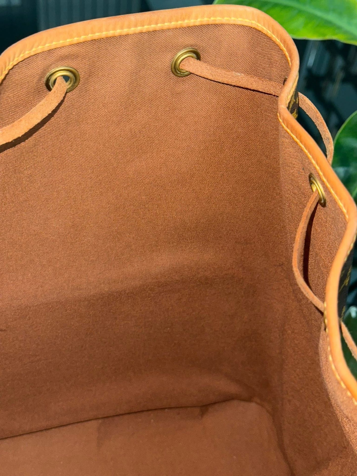 Montsouris GM - 🗓️ Year: 2002