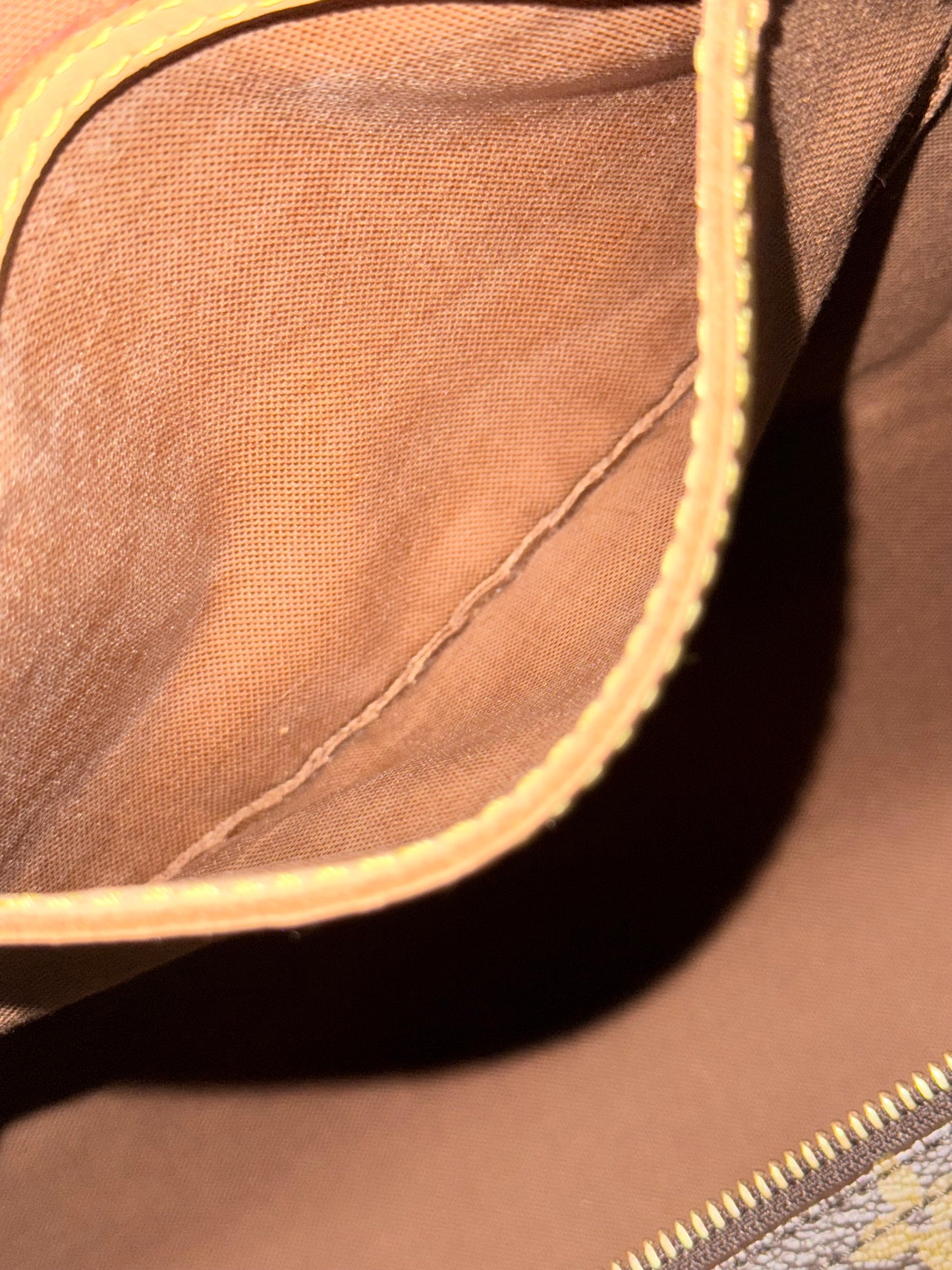 Speedy 40 with Lock 🔐 Key and Dustbag -🗓️ Year: 2005