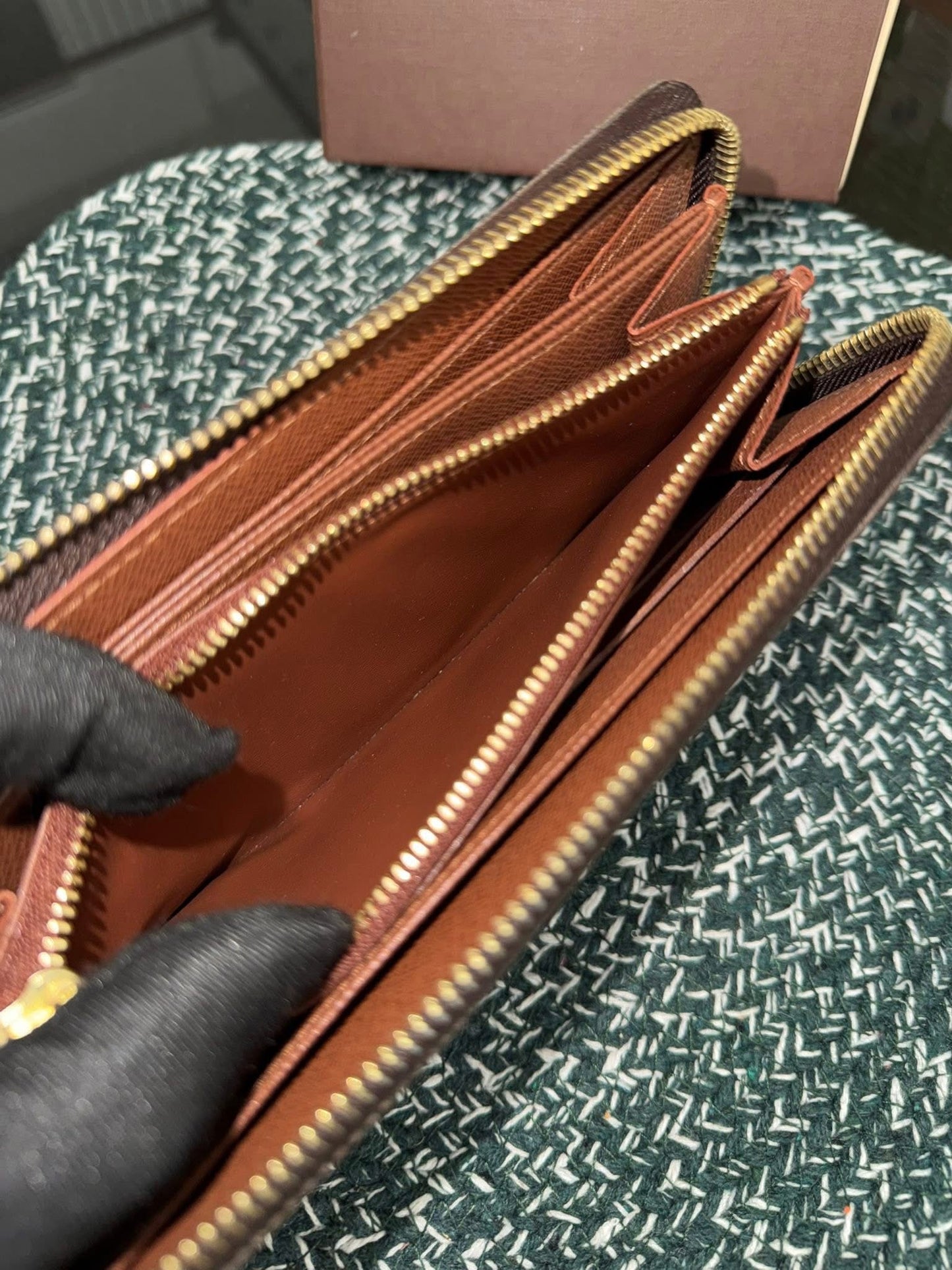 Zippy Long Wallet in Monogram with box 🗓️ Year: 2009
