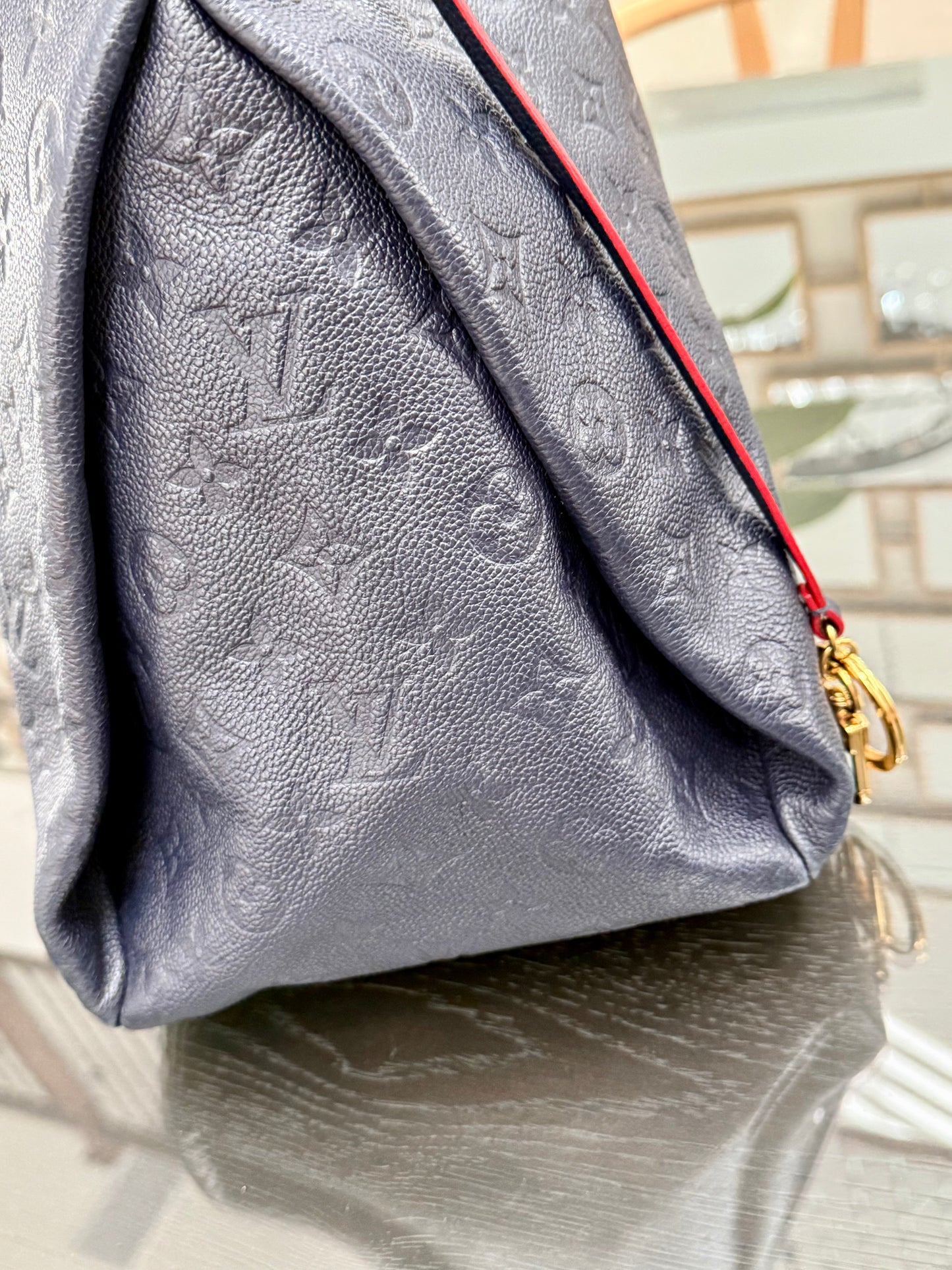 Artsy MM Empriente in Navy Blue with Dustbag- 📅 Year: 2020