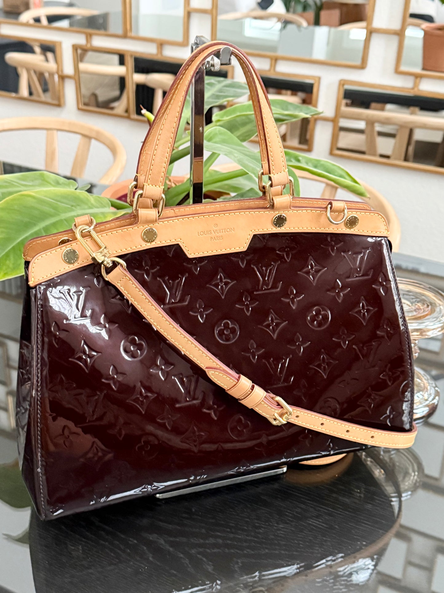 Vernis Brea MM Amarante with Original Strap , Dustbag and Insert Organizer 🗓️ Year: 2013