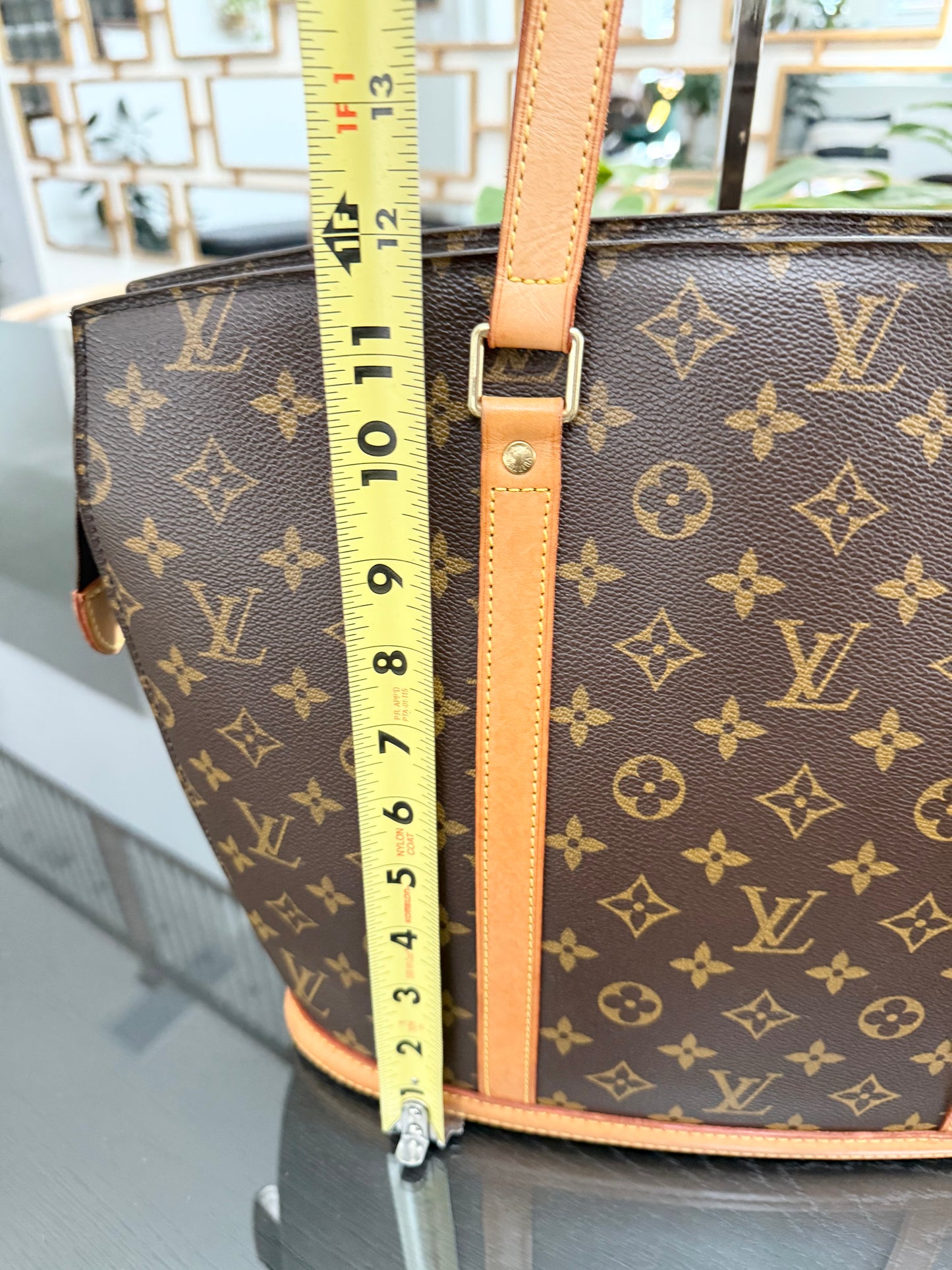 Babylone -🗓️ Year: 2004