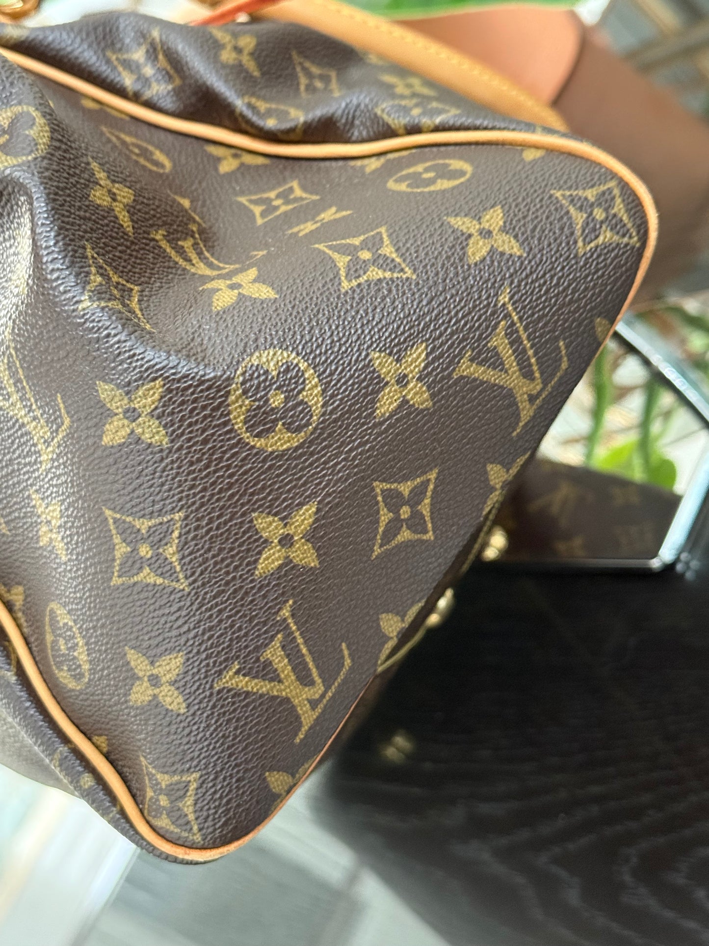 🌺 Tivoli GM in Monogram - 🗓️ Year: 2008