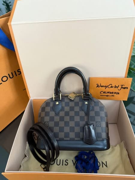 Alma BB in DE with Clochette, Lock 🔐 key, Original Strap, Box Dustbag and Paper bag 🗓️ Year: 2020