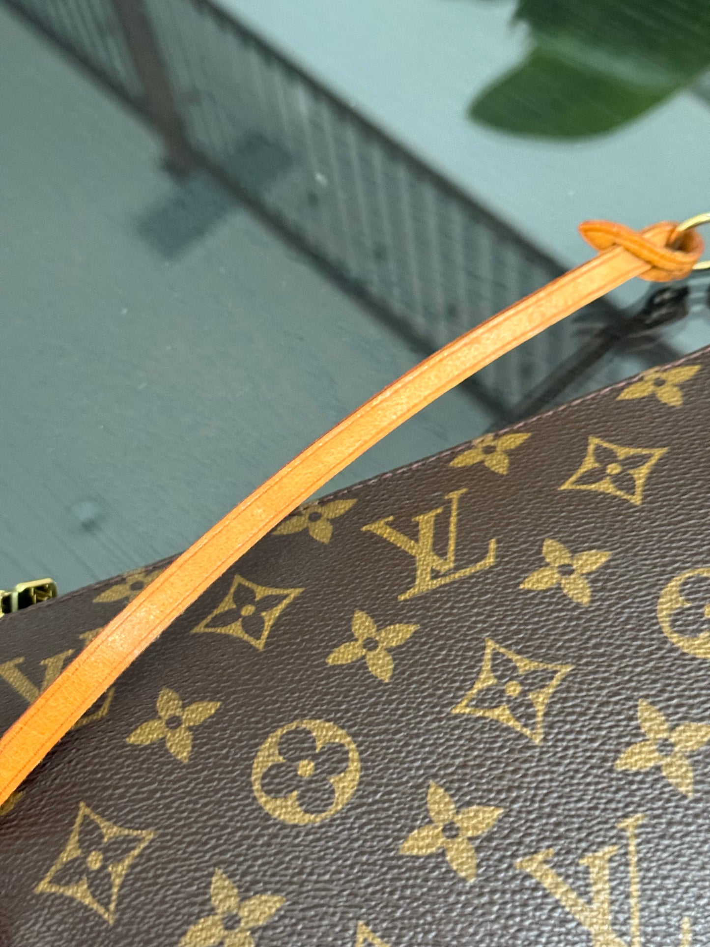 Monogram Pochette Accessories with Dustbag 📅 Year: 2000