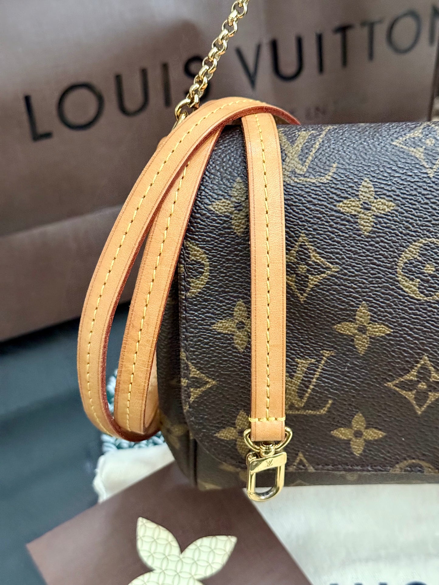 Favorite MM in Monogram with Original Strap, Dustbag, Box and Paper bag 🗓️ Year: 2017