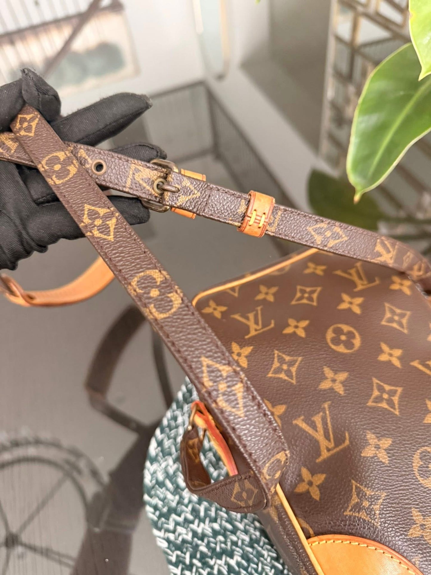 Amazon PM Crossbody 🗓️ Year: 2007