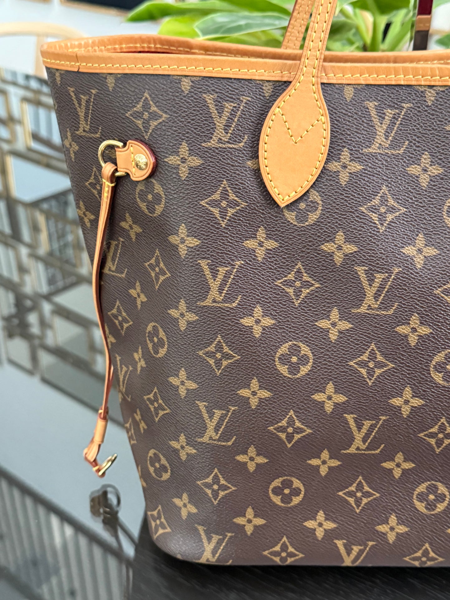 Neverfull MM in Monogram Cerise Interior with Dustbag 🗓️ Year: 2017