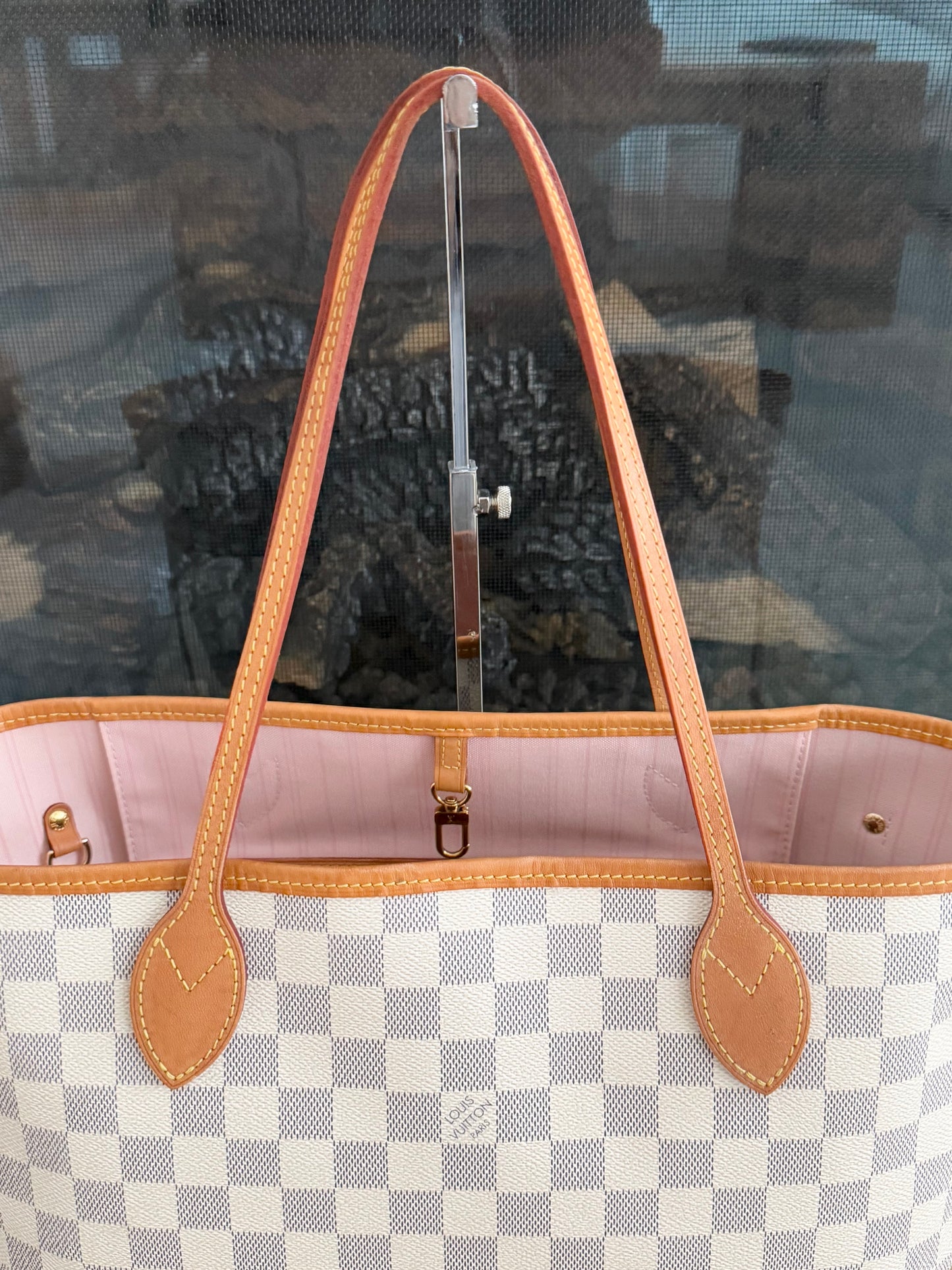Neverfull MM Azur in Rose Ballerine with Dustbag -Year: 2018