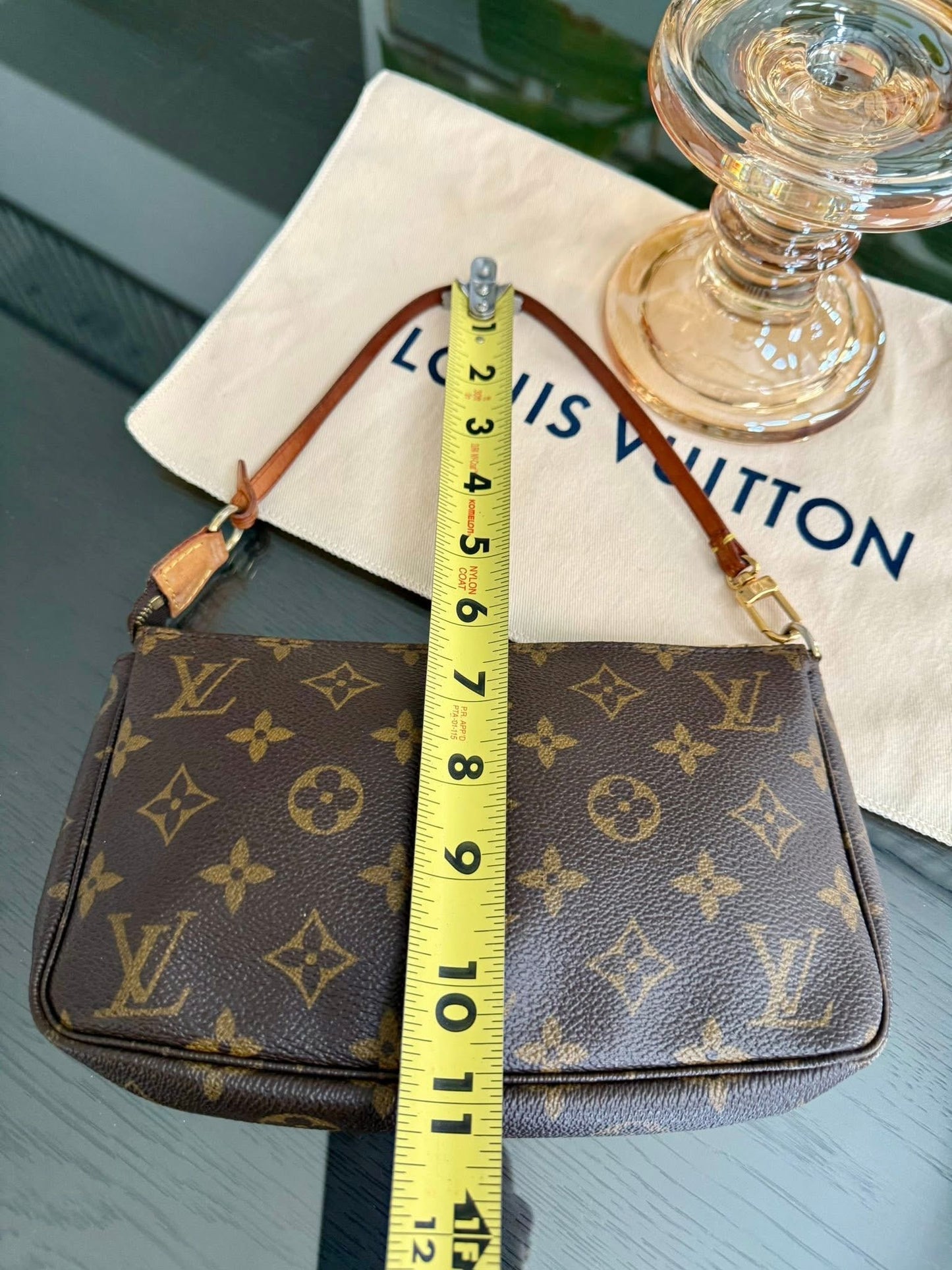 Pochette Accessories with Dustbag 📅 Year: 1999