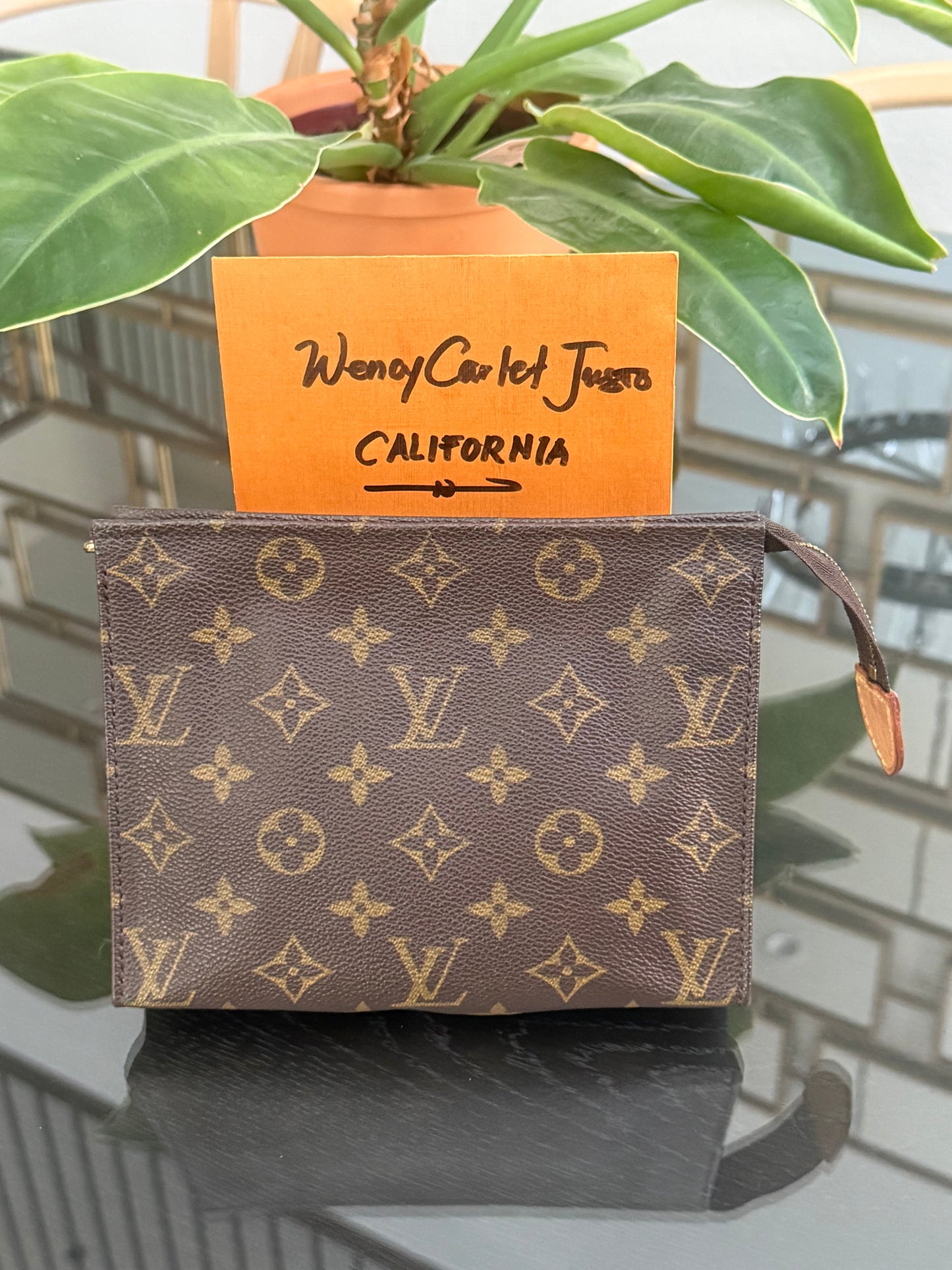 Toiletry 19 - 📅 Year 1989