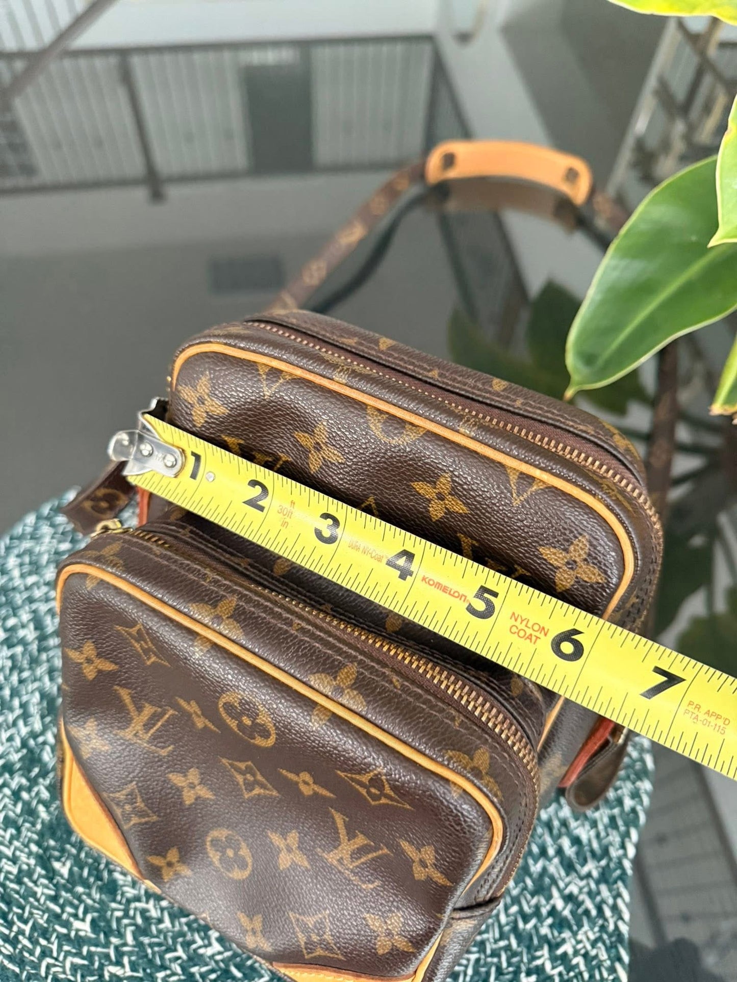 Amazon PM Crossbody 🗓️ Year: 2007