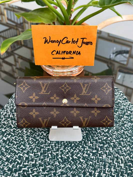 Sarah Wallet in Monogram with 10 Cardholders 🗓️ Year: 2012