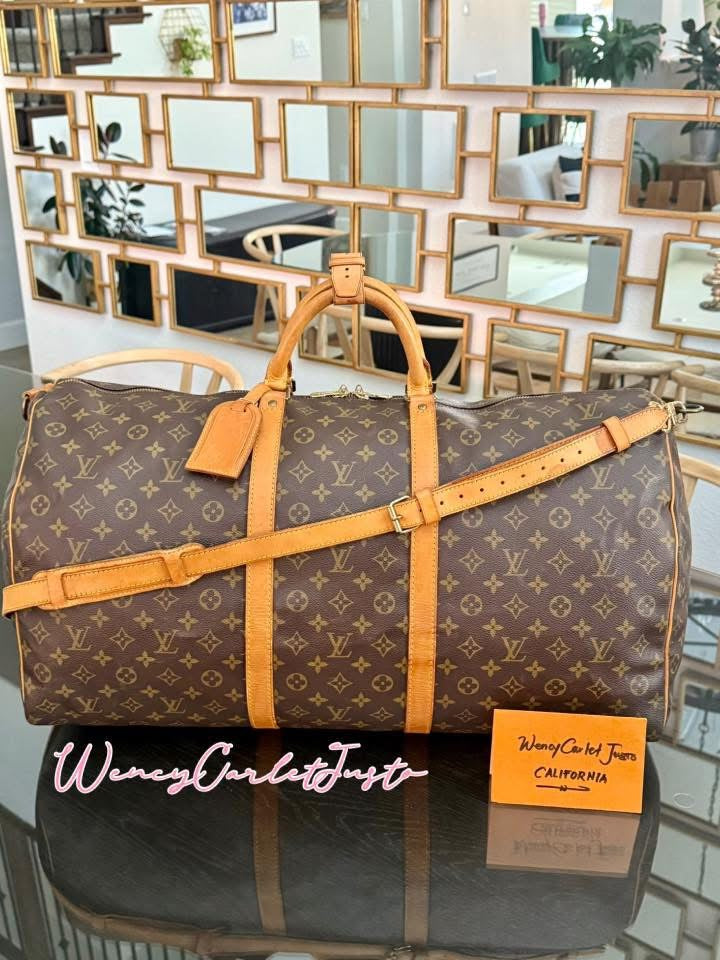 Keepall 60 Bandoulier with Original Strap, Luggage Tag and Poignet 📅 Year: 1991