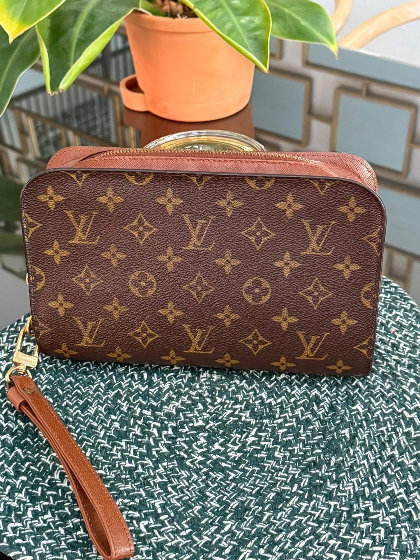 Orsay Clutch 🗓️ Year: 2002