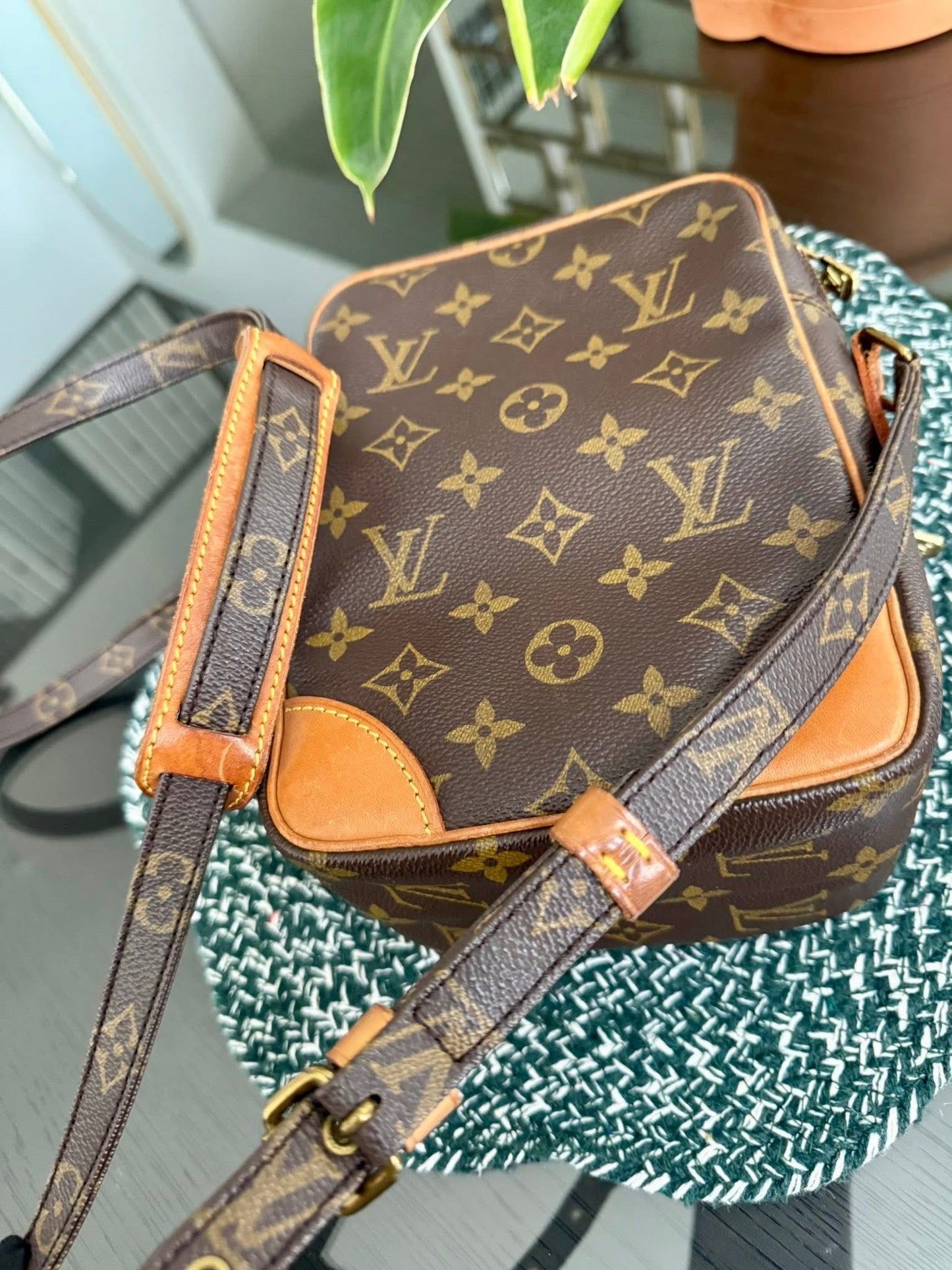 Amazon PM Crossbody Bag 🗓️ Year 1989