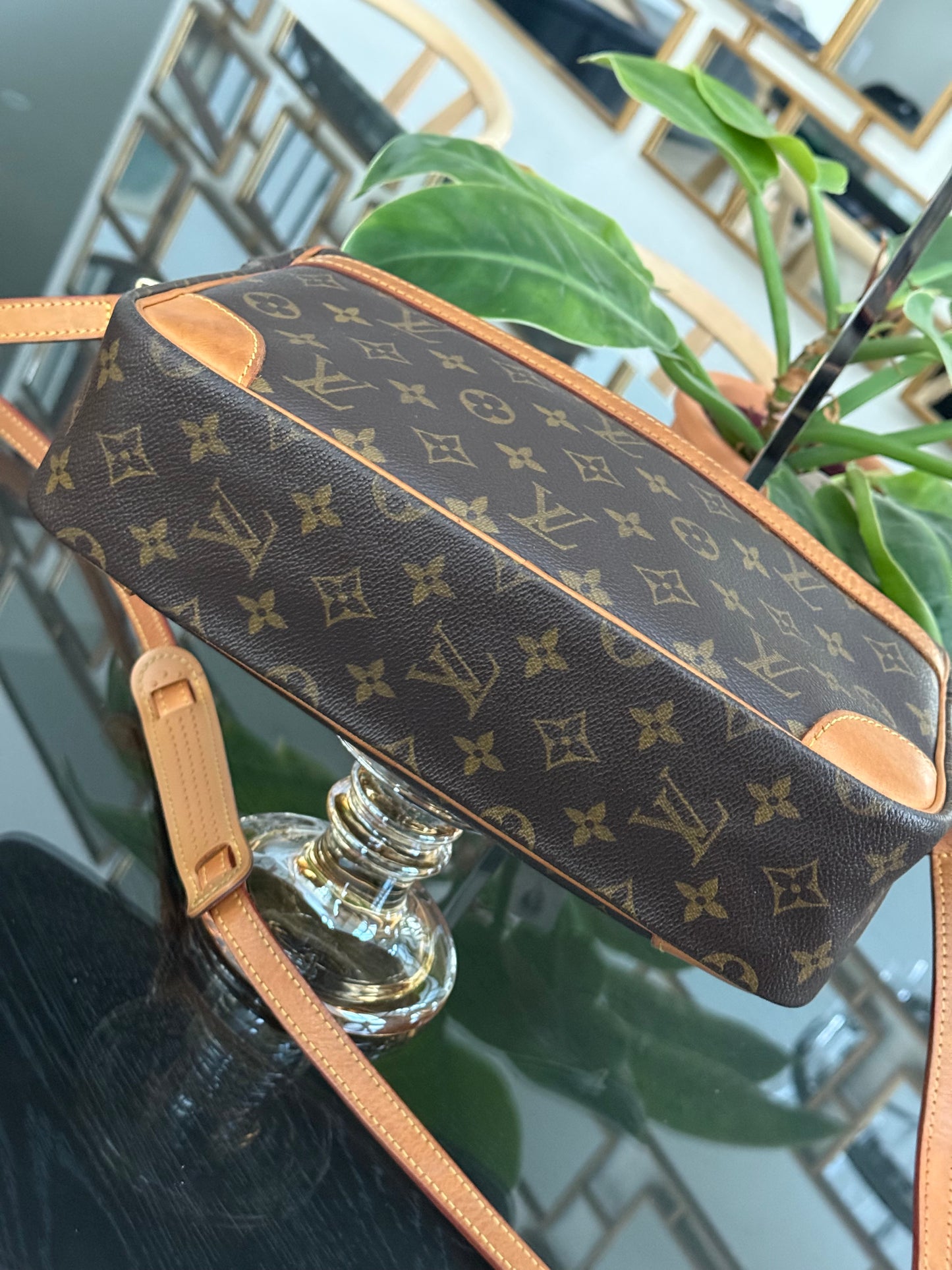 Trocadero 30 🗓️ Year: 2003