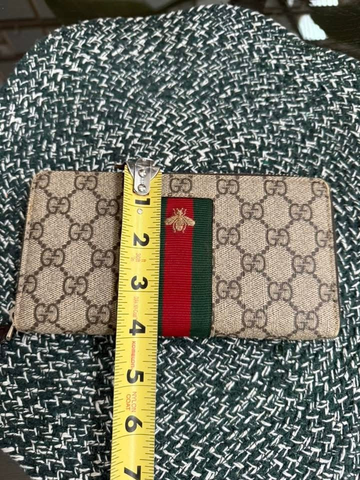 GG Supreme Bee Web Zip Wallet 🗓️