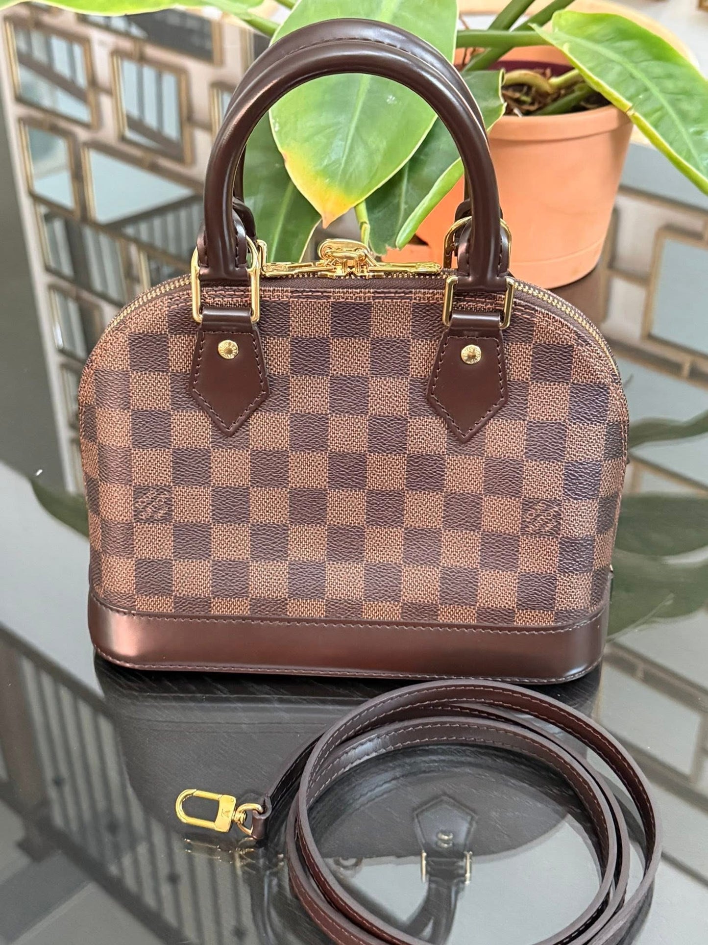 Alma BB in DE with Clochette, Lock 🔐 key, Original Strap, Box Dustbag, Paper bag and Insert Organizer 🗓️ Year: 2017-