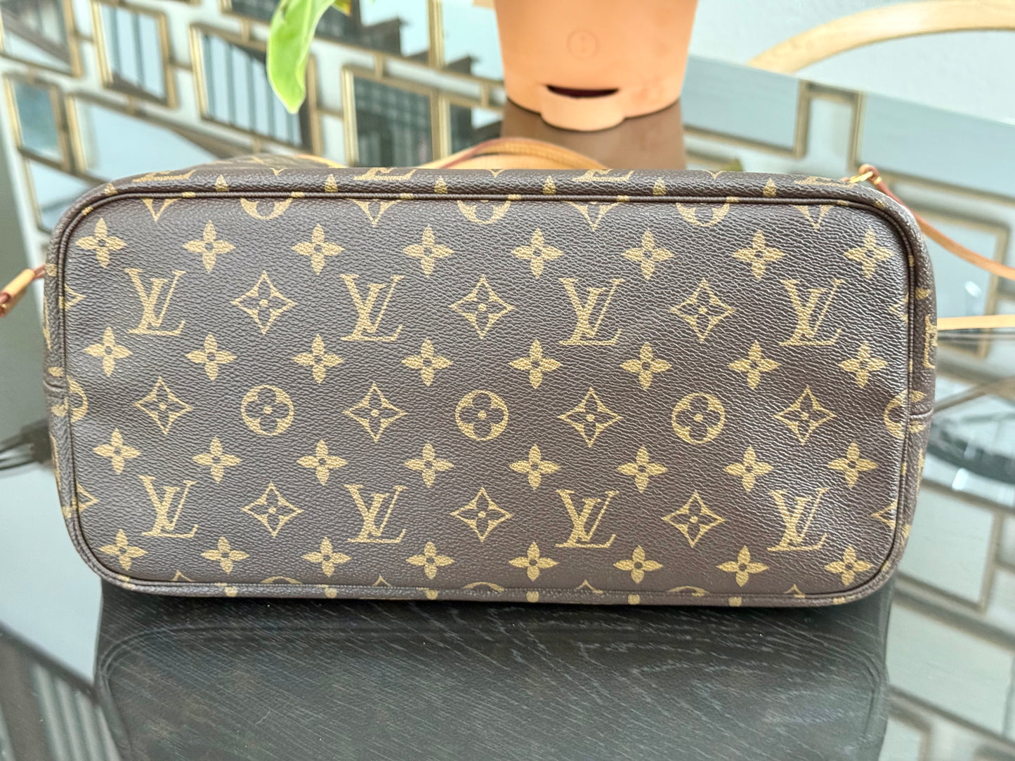 Neverfull MM in Peony with Insert Organizer and Dustbag 🗓️ Year: 2016