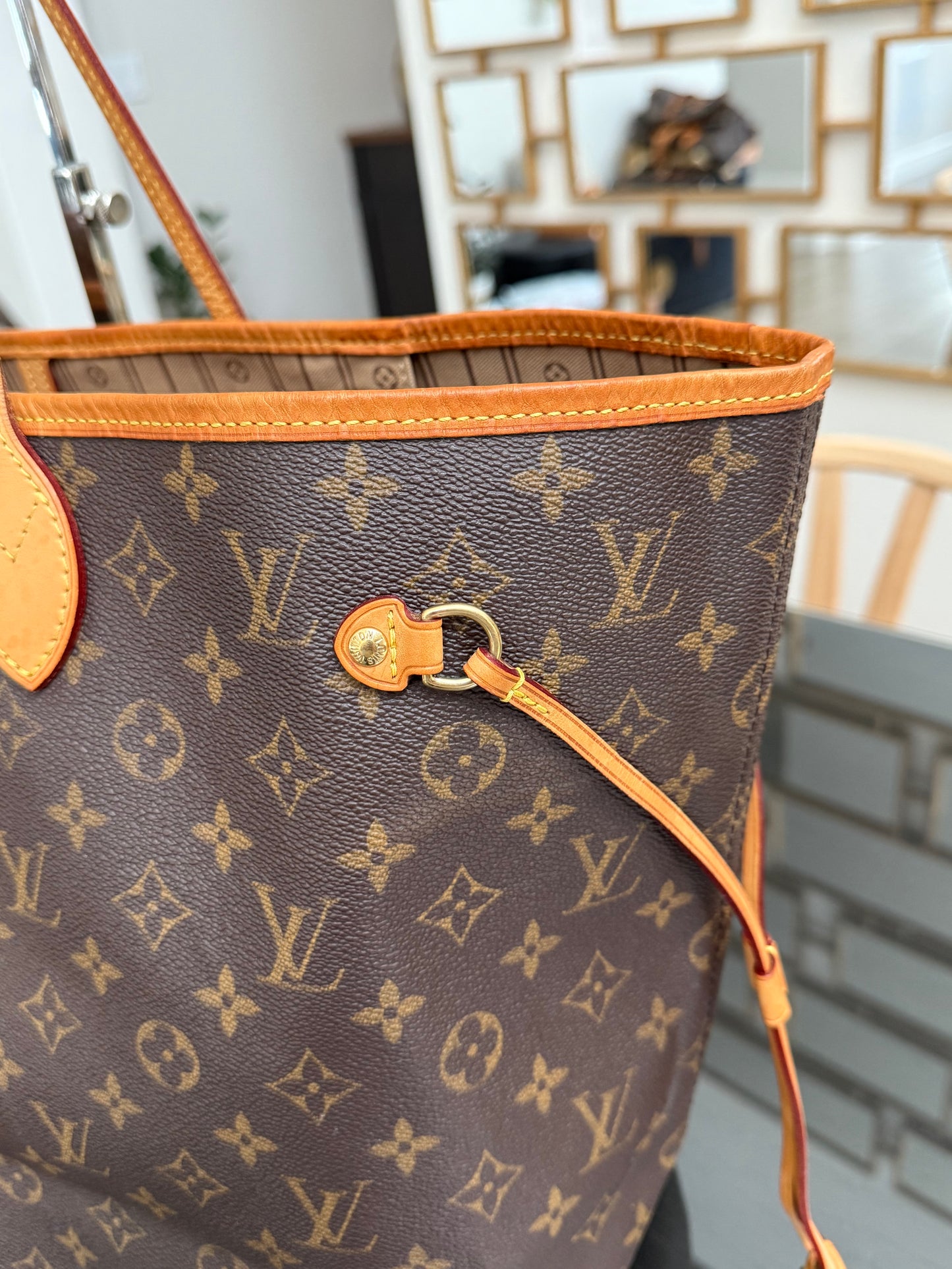 Neverfull GM with Dustbag and Insert Organizer 📅 Year: 2009