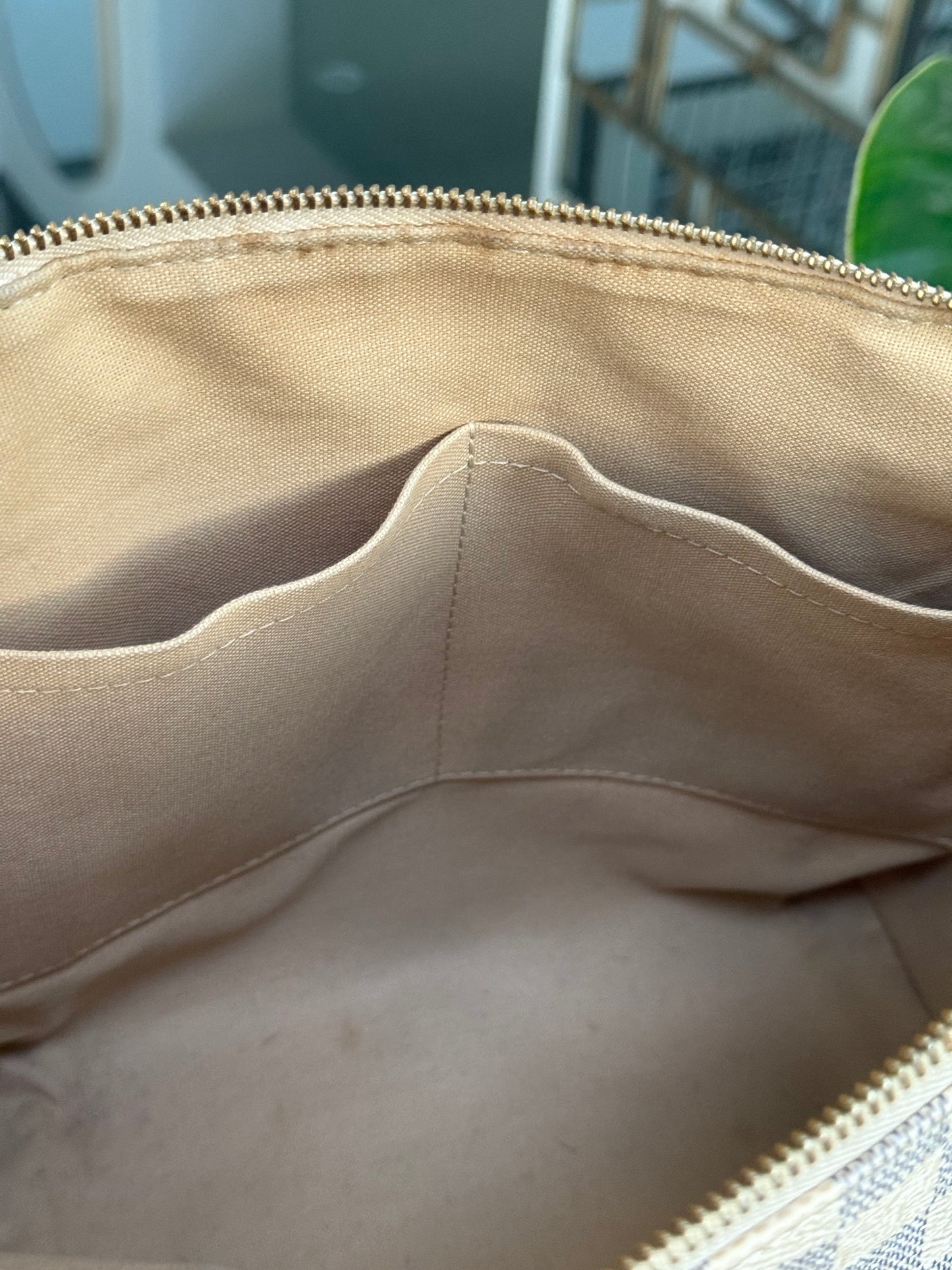 Totally PM Azur with Dustbag 📅 Year: 2011