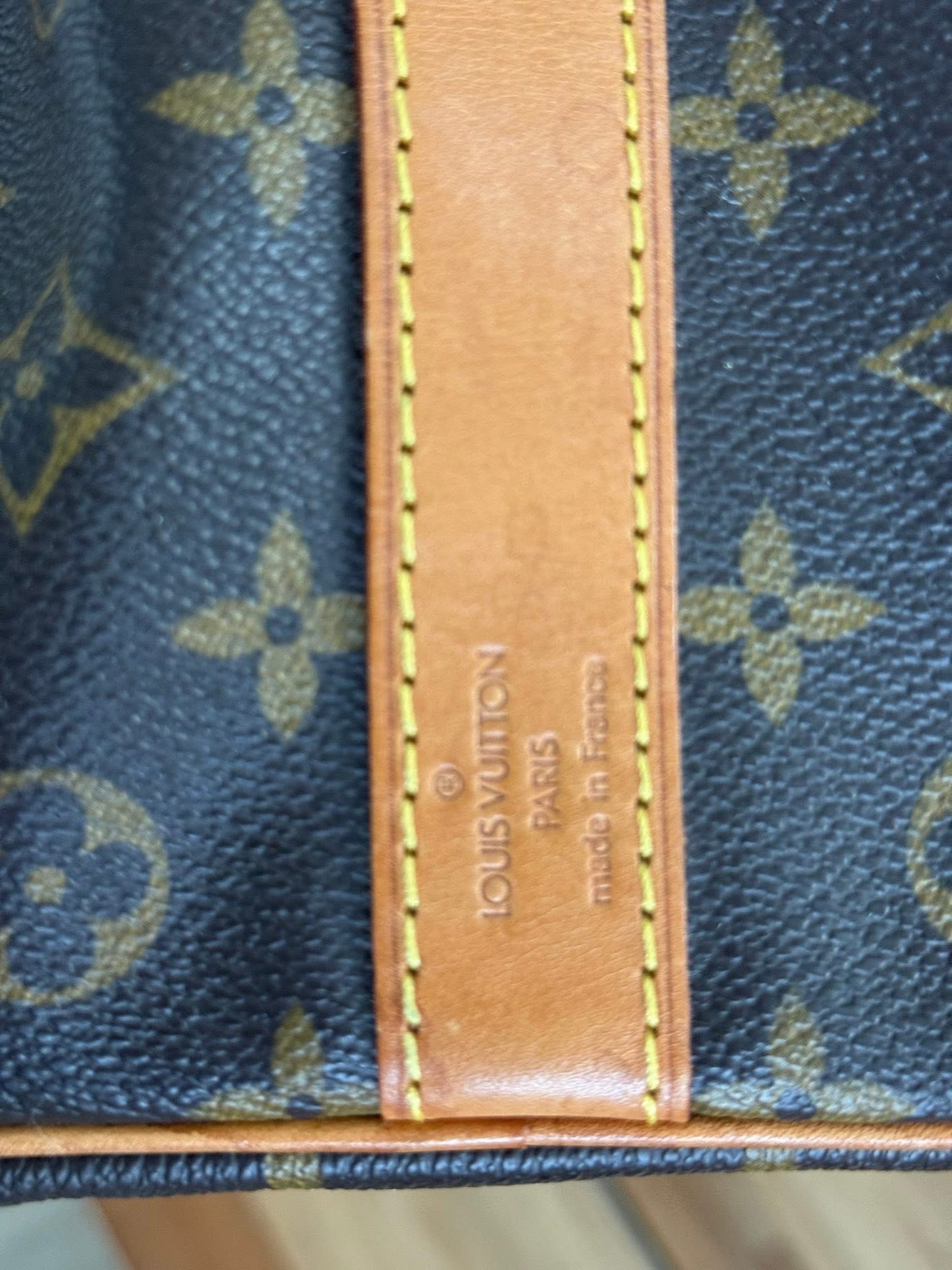 Keepall 50 Bandoulier with Luggage Tag and Poignet 📅 Year: 1995