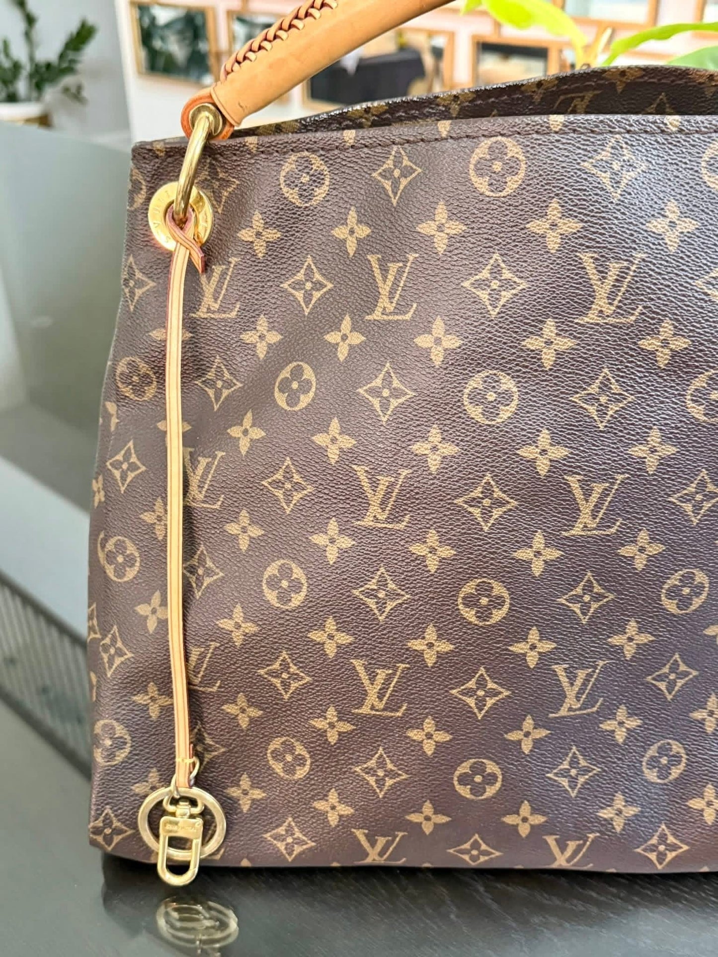 Artsy MM with Dustbag and Insert Organizer - 📅 Year: 2011