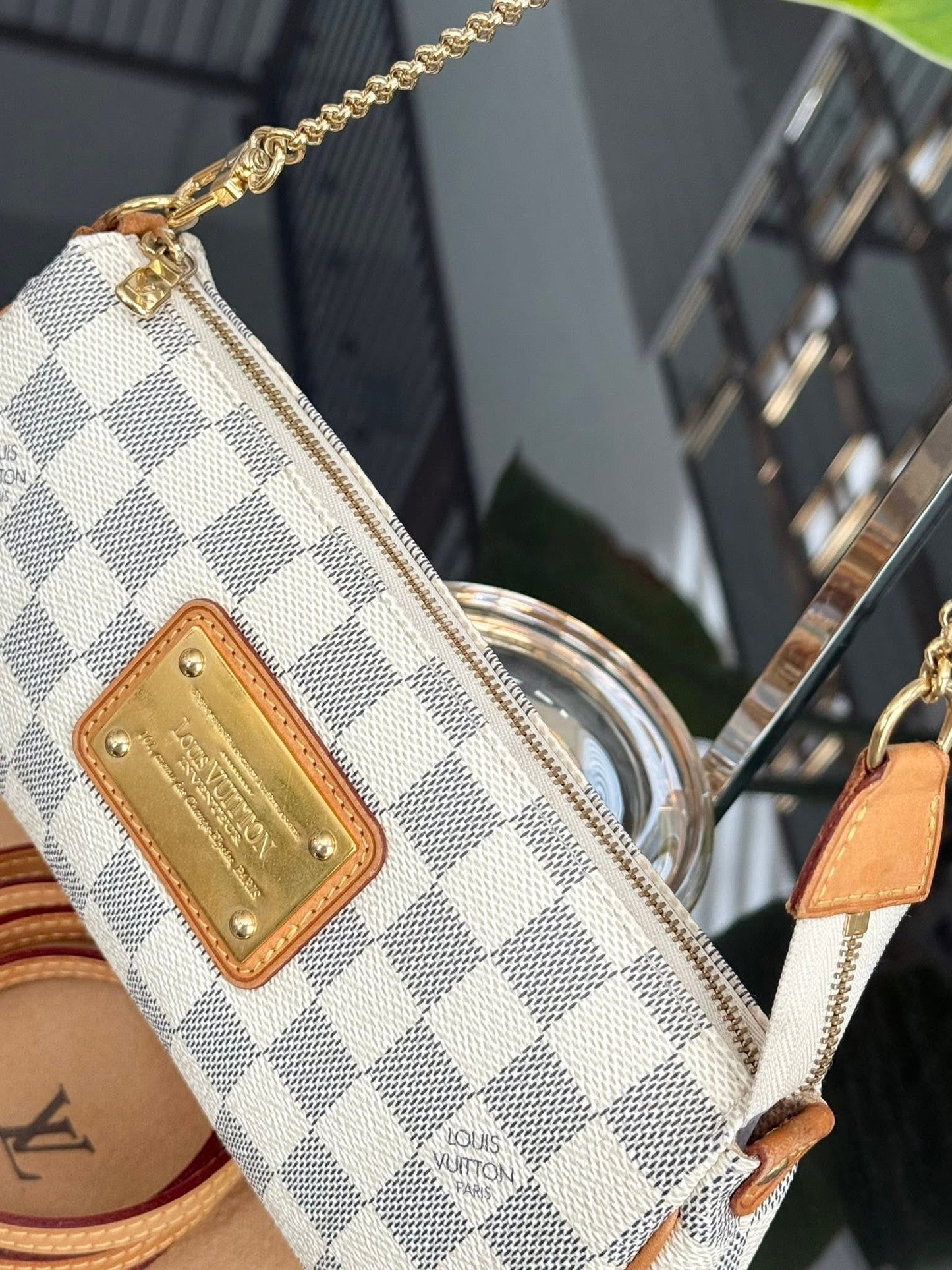 Eva Clutch in Azur with Original Strap, Box and Dustbag 🗓️ Year: 2011