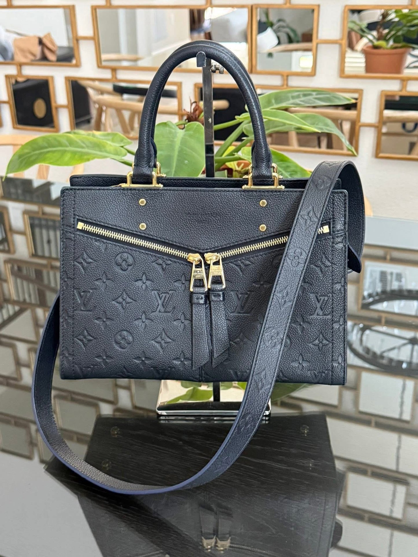 Sully PM Empreinte Noir with Original Strap and Dustbag 📅 Year: 2019