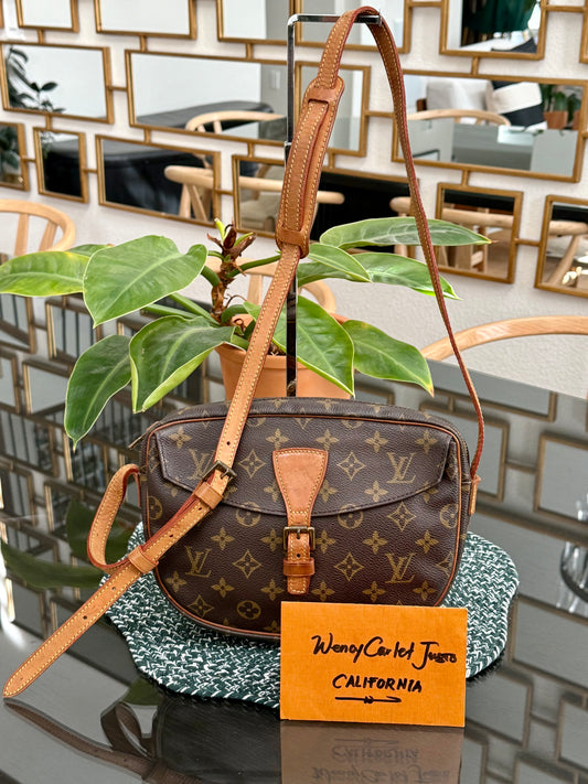 Jeaunefille MM Crossbody 📅 Year: 1990