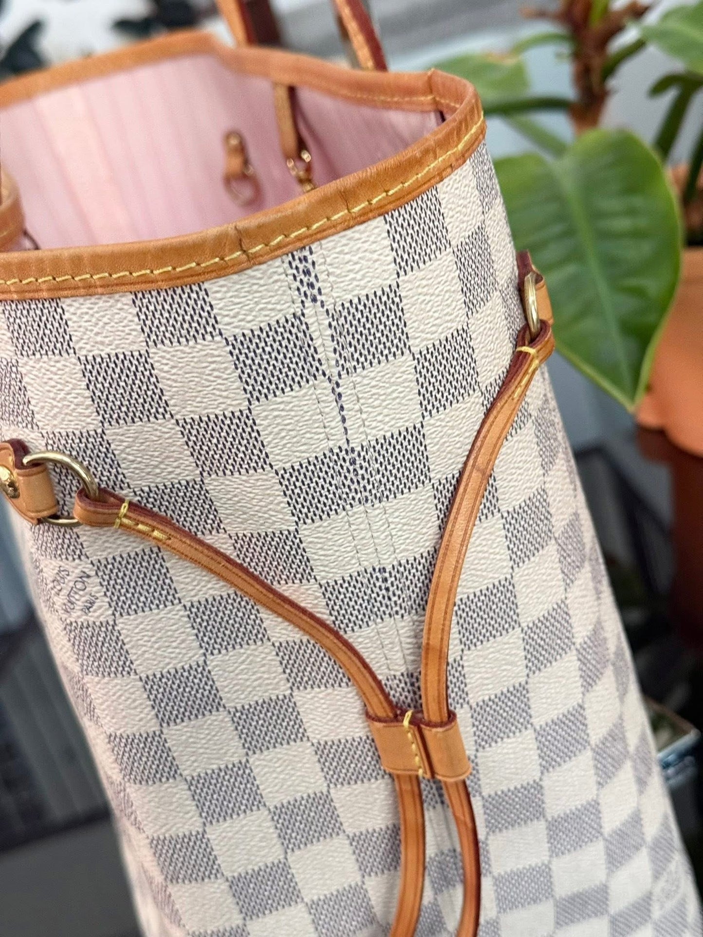 Neverfull MM Azur in Rose Ballerine with Dustbag and Insert Organizer 📅 Year: 2017