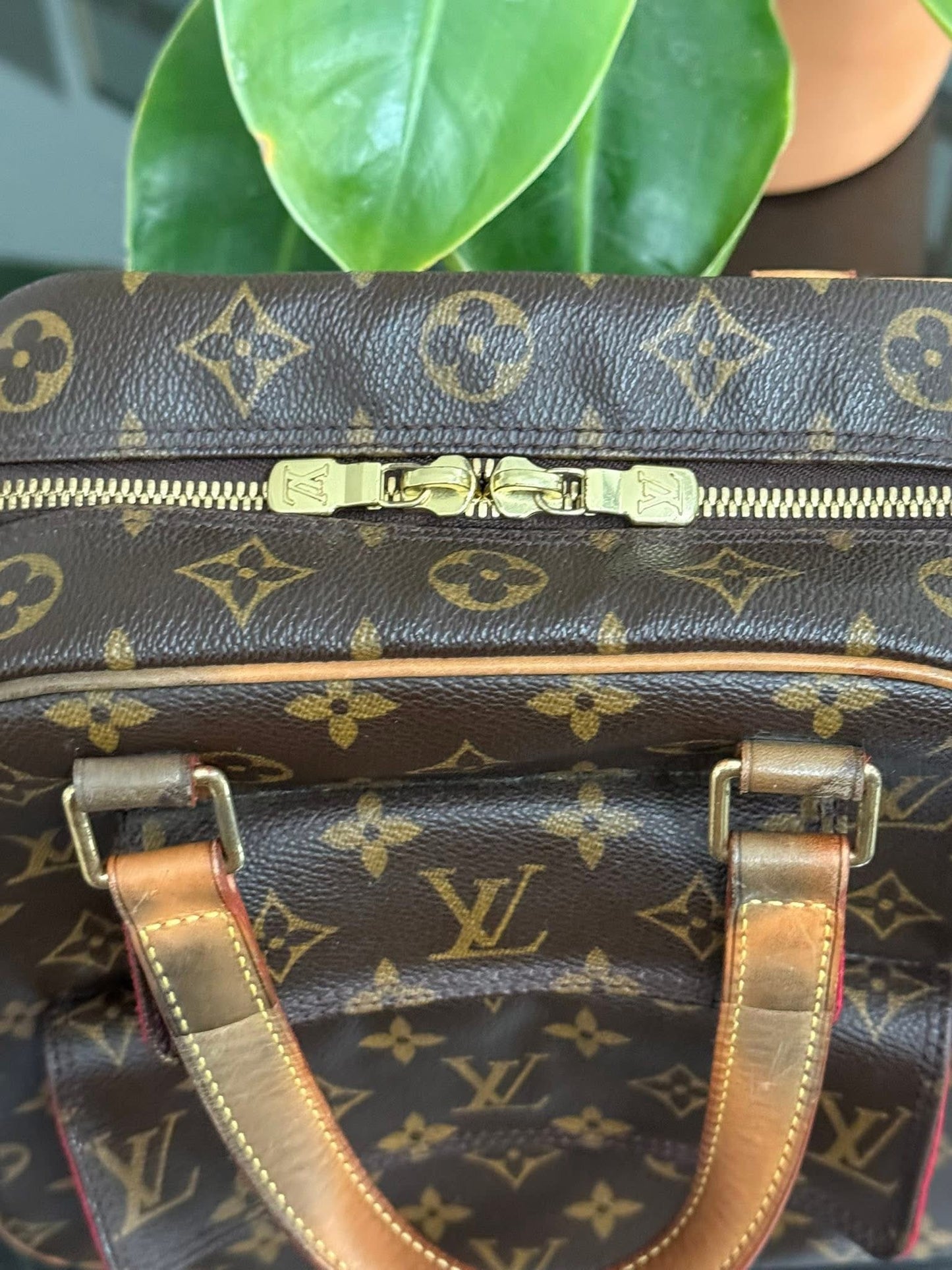 Excentri Cite Handbag🗓️ Year: 2004