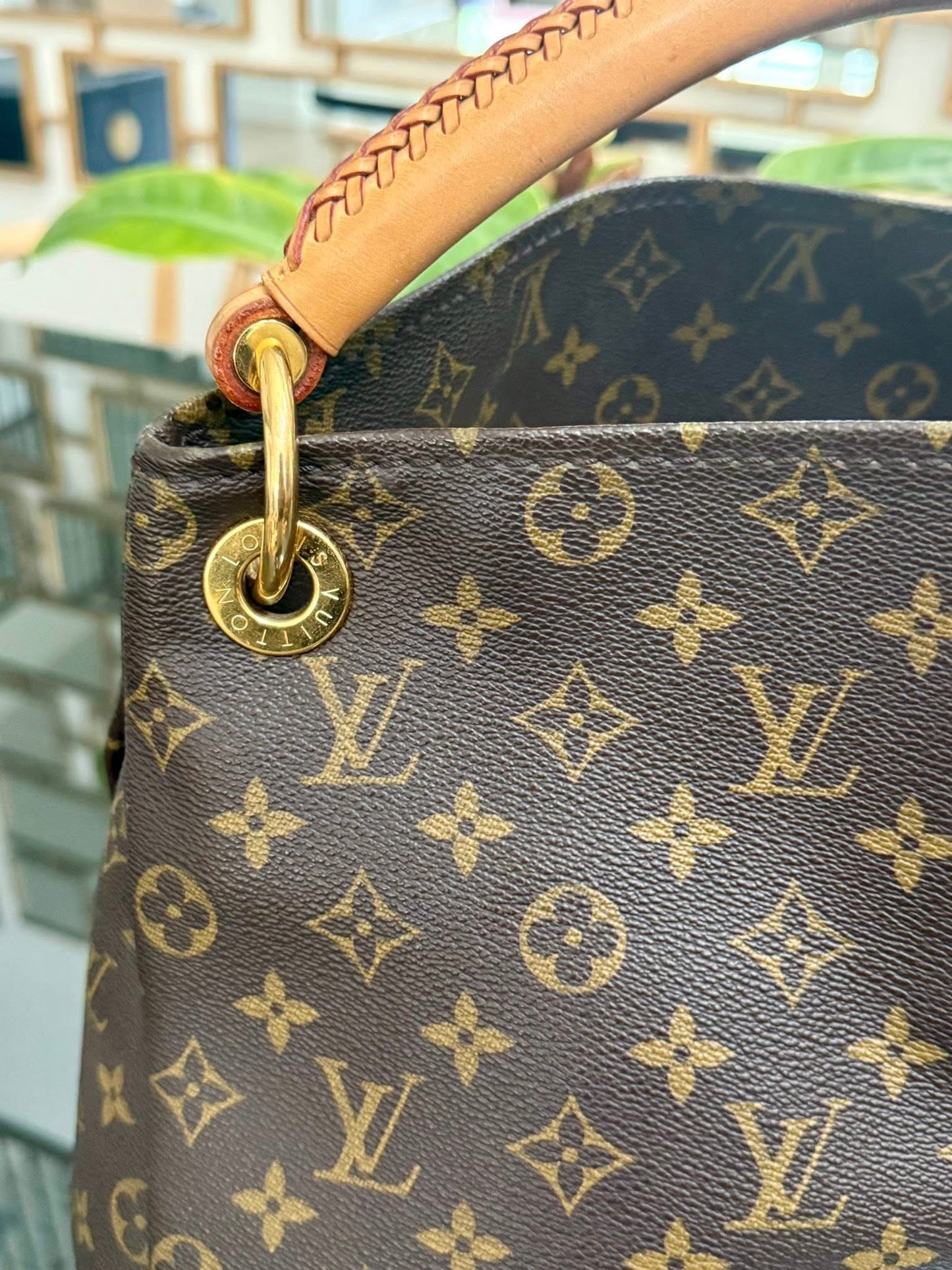 Artsy MM with Dustbag and Insert Organizer - 📅 Year: 2010