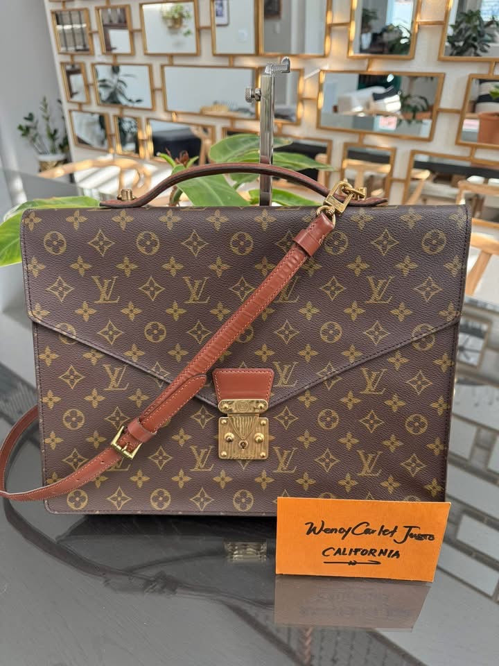 Porte Document / Laptop Vintage Bag with Key 🔑 and Crossbody Strap 🗓️ Year 1990
