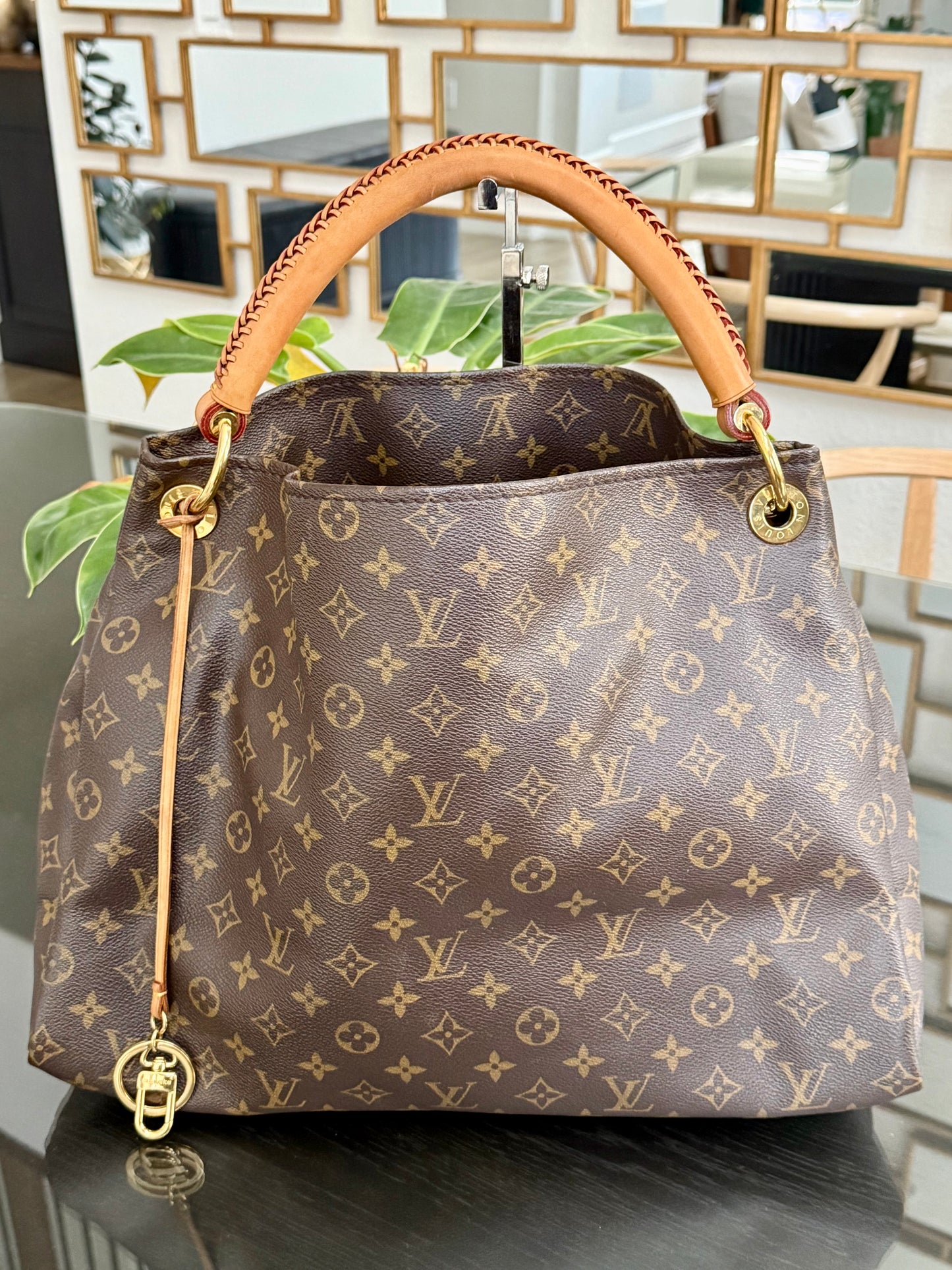 Artsy MM with Dustbag and Insert Organizer - 📅 Year: 2009