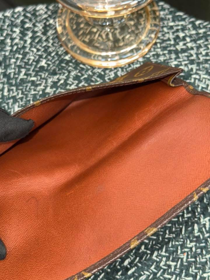 Vintage Long Wallet in Monogram with Dustbag 🗓️ Year: 1985