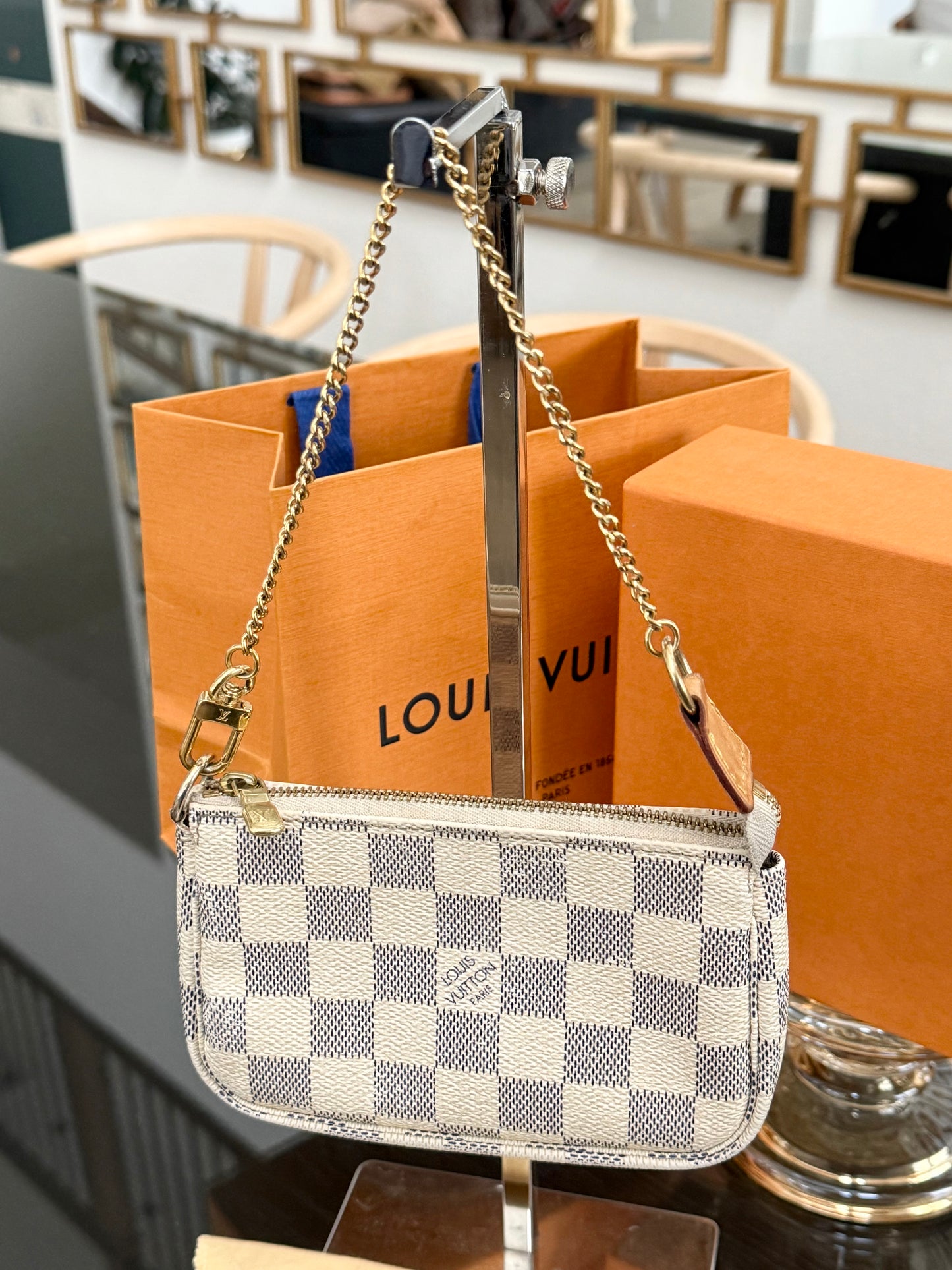 Mini Pochette Accessories in Azur - 📅 Year: 2010