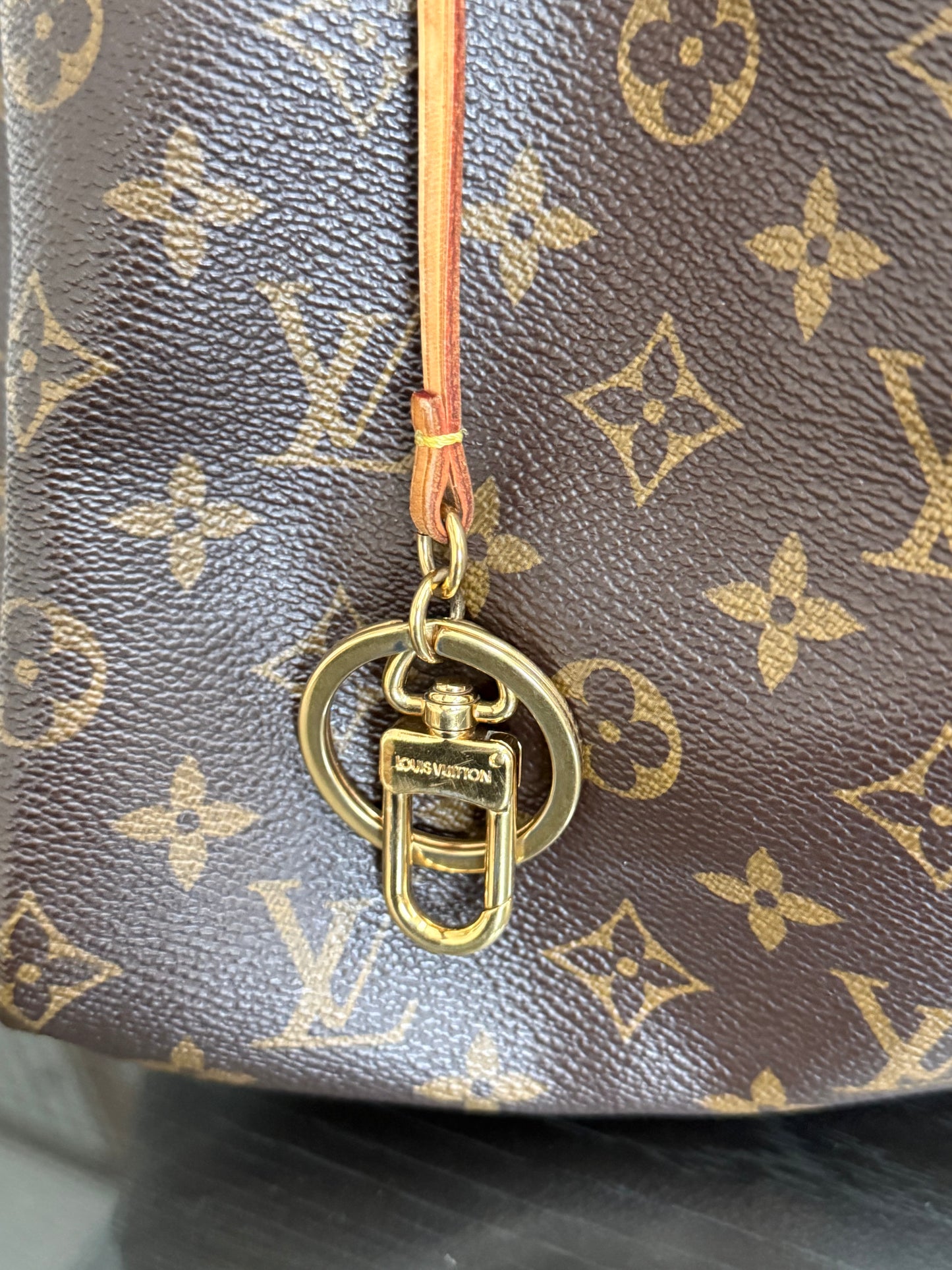 Artsy MM with Dustbag and Insert Organizer - 📅 Year: 2009